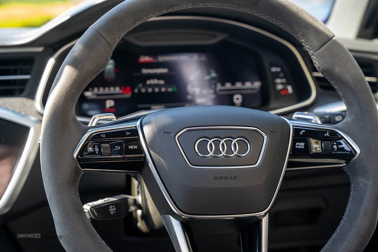 Apr 2021 Audi RS6 RS 6 TFSI Quattro Carbon Black 5dr Tiptronic