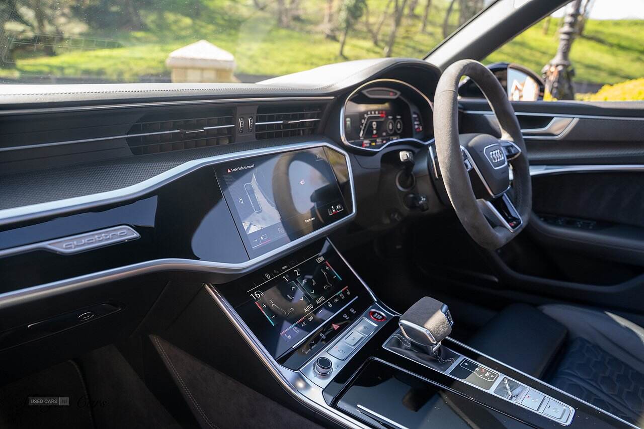 Apr 2021 Audi RS6 RS 6 TFSI Quattro Carbon Black 5dr Tiptronic