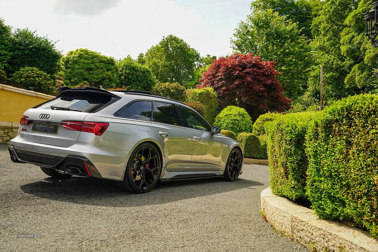 Apr 2021 Audi RS6 RS 6 TFSI Quattro Carbon Black 5dr Tiptronic