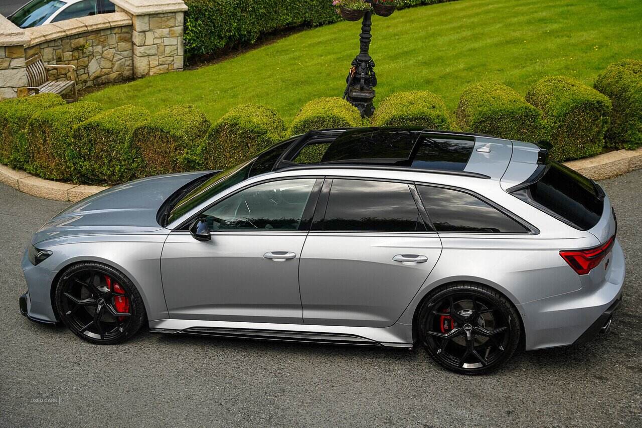 Apr 2021 Audi RS6 RS 6 TFSI Quattro Carbon Black 5dr Tiptronic