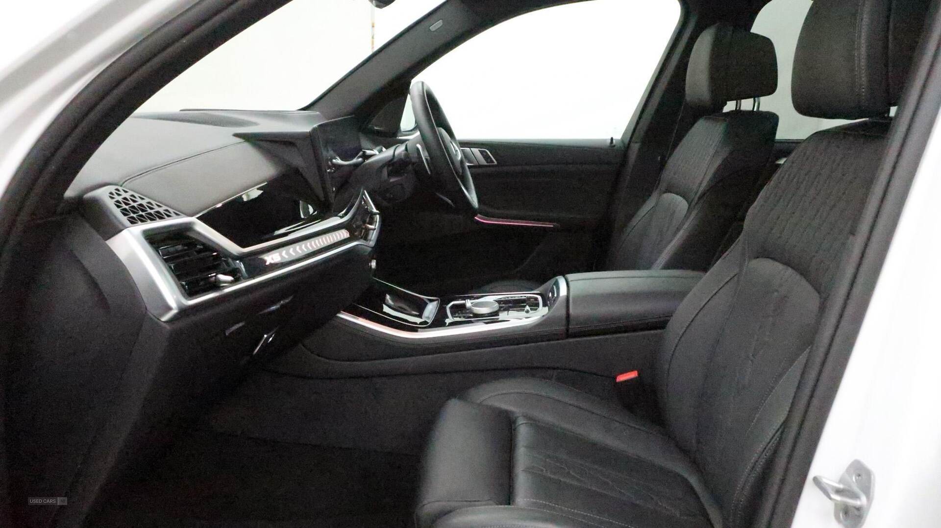 Jul 2024 BMW X5 xDrive30d MHT M Sport 5dr Auto
