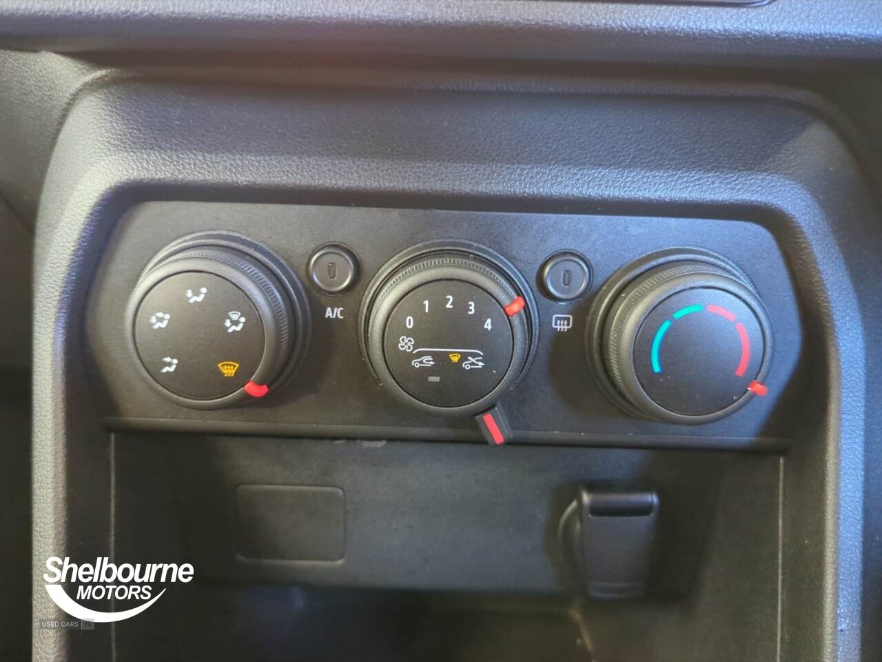 Mar 2022 Dacia Sandero Stepway 1.0 TCe Essential 5dr