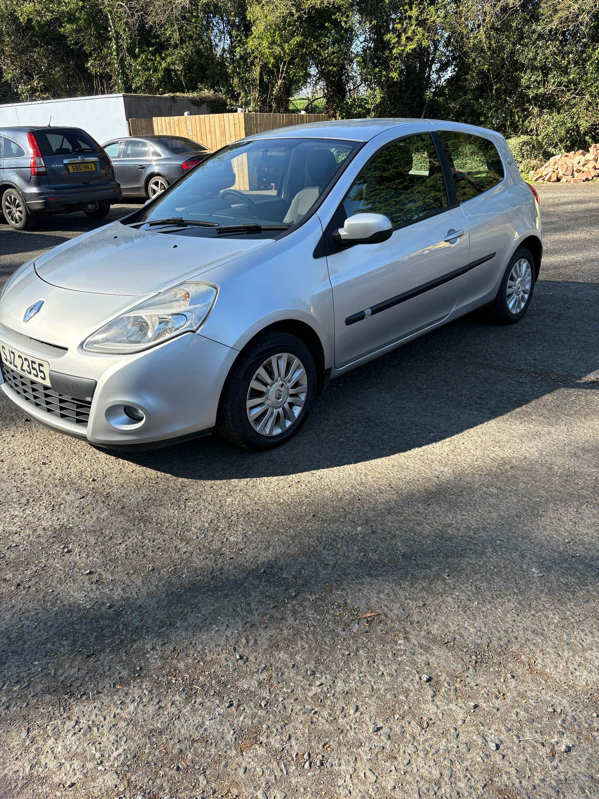 Jan 2011 Renault Clio 1.2 16V I-Music 3dr