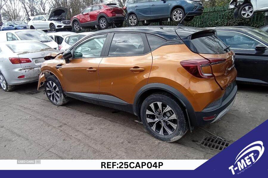 Aug 2021 Renault Captur 1.0 TCE 90 SE Limited 5dr