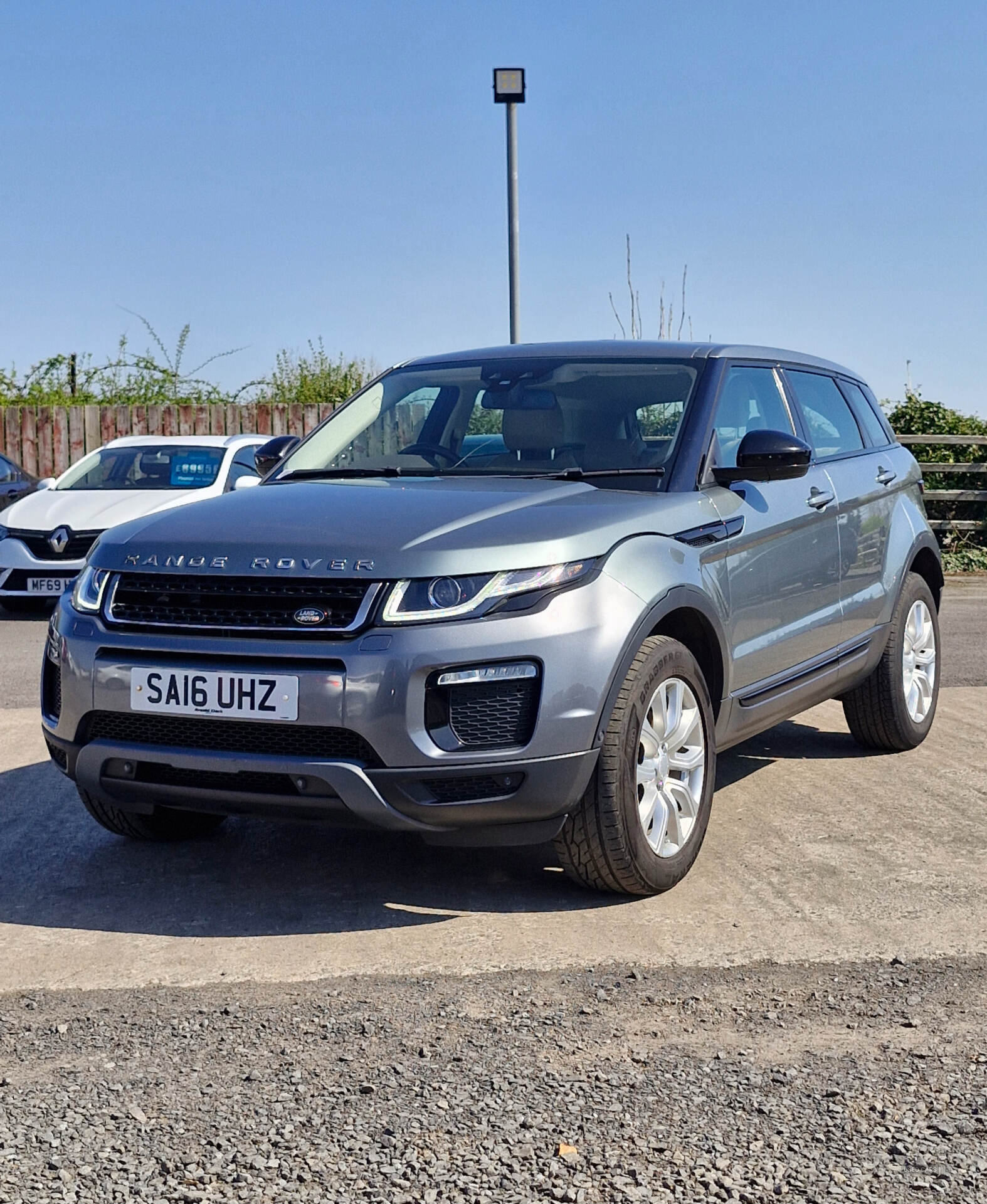 Apr 2016 Land Rover Range Rover Evoque 2.0 TD4 SE Tech 5dr Auto