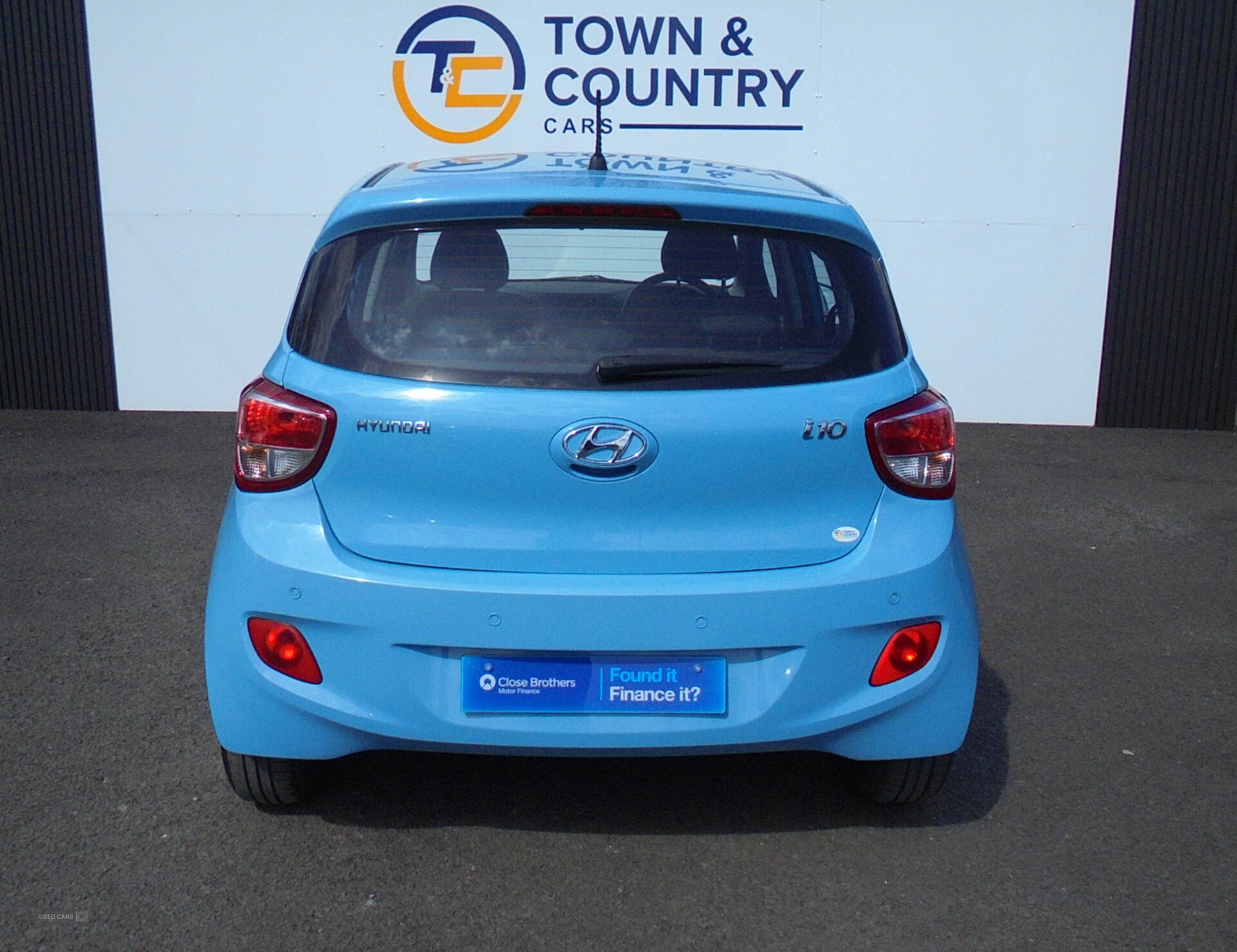 Hyundai i10 HATCHBACK in Antrim