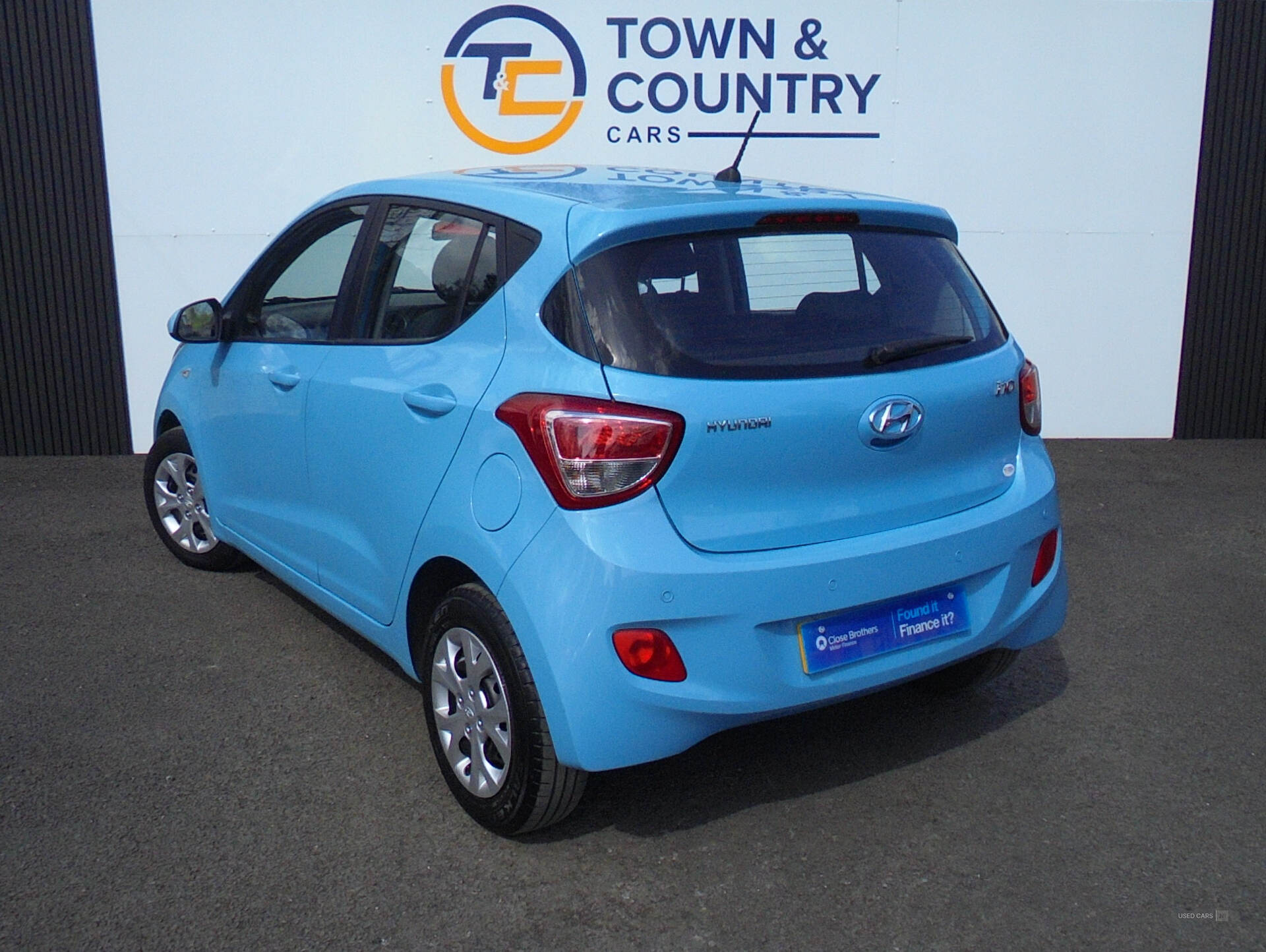 Hyundai i10 HATCHBACK in Antrim