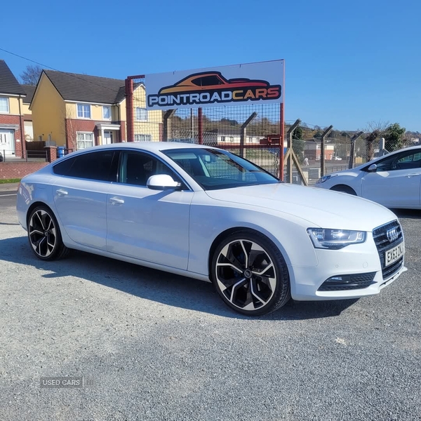 Audi A5 DIESEL SPORTBACK in Down