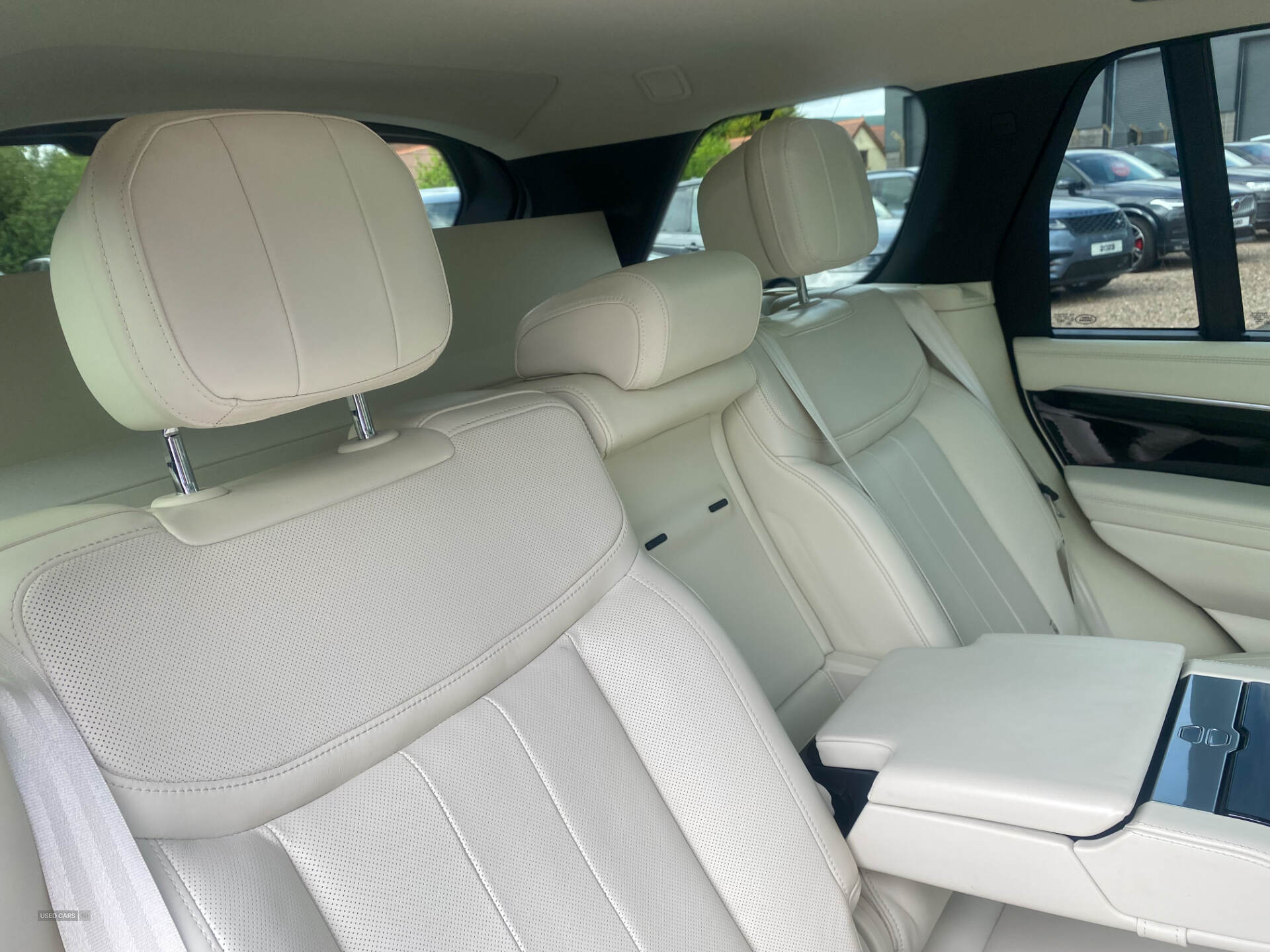 Jan 2023 Land Rover Range Rover 3.0 D350 HSE 4dr Auto