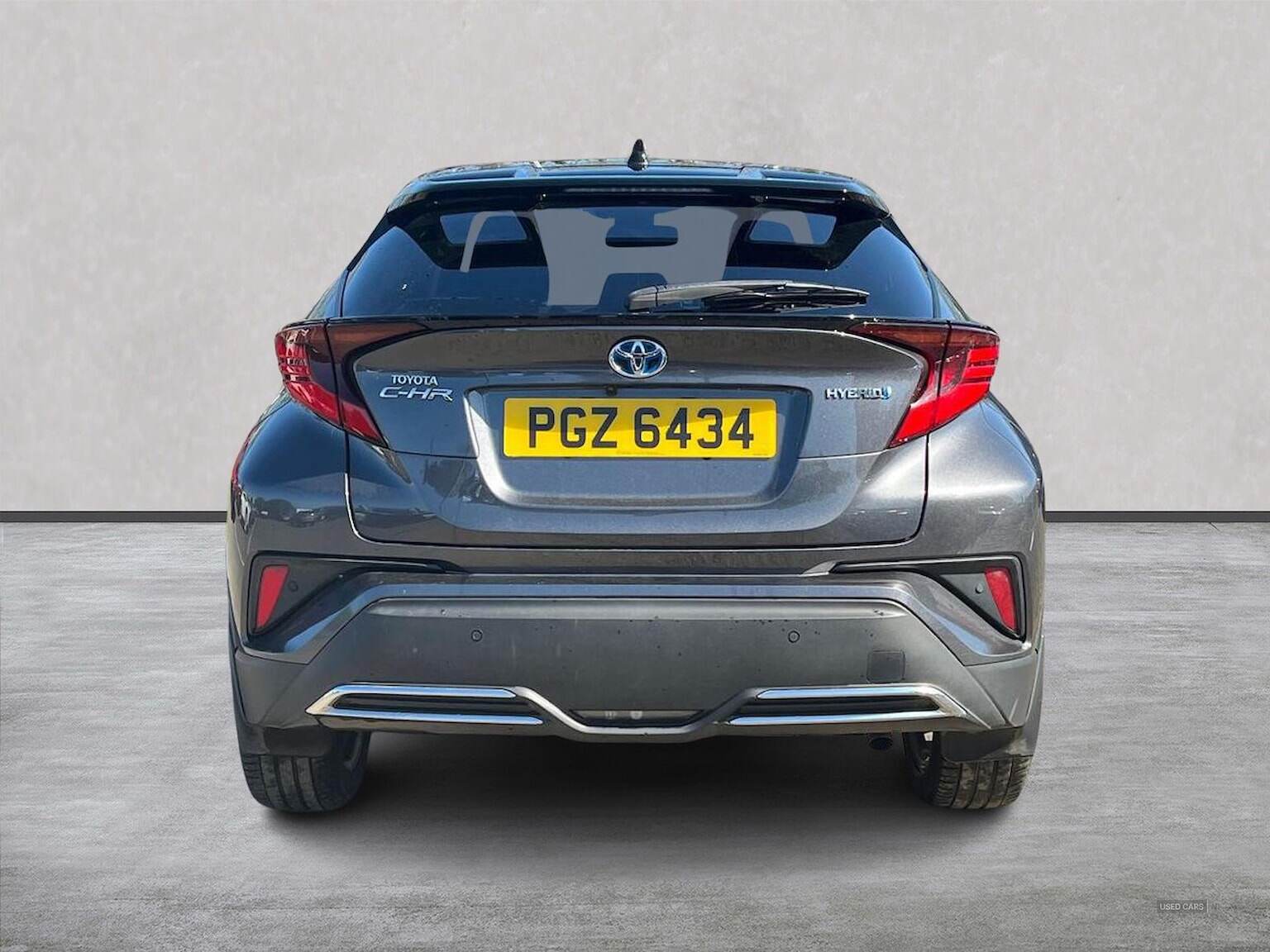 Jan 2020 Toyota C-HR 2.0 Hybrid Dynamic 5Dr Cvt