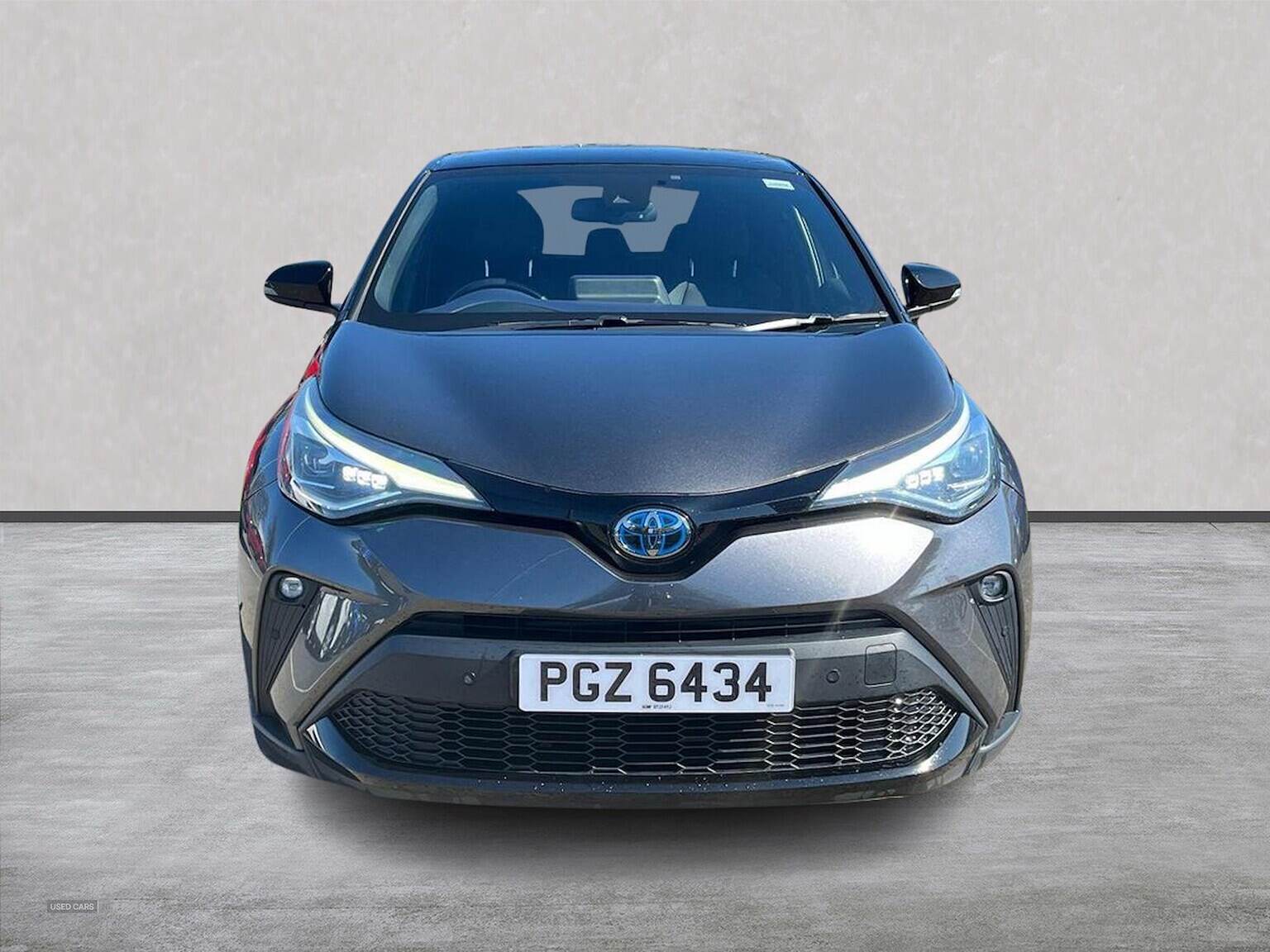 Jan 2020 Toyota C-HR 2.0 Hybrid Dynamic 5Dr Cvt