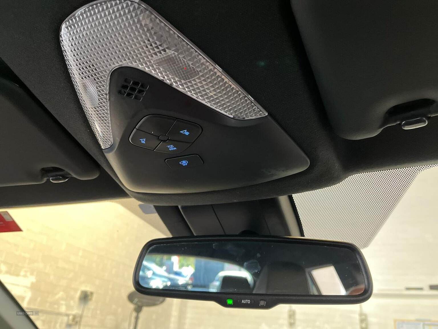 Jan 2020 Toyota C-HR 2.0 Hybrid Dynamic 5Dr Cvt