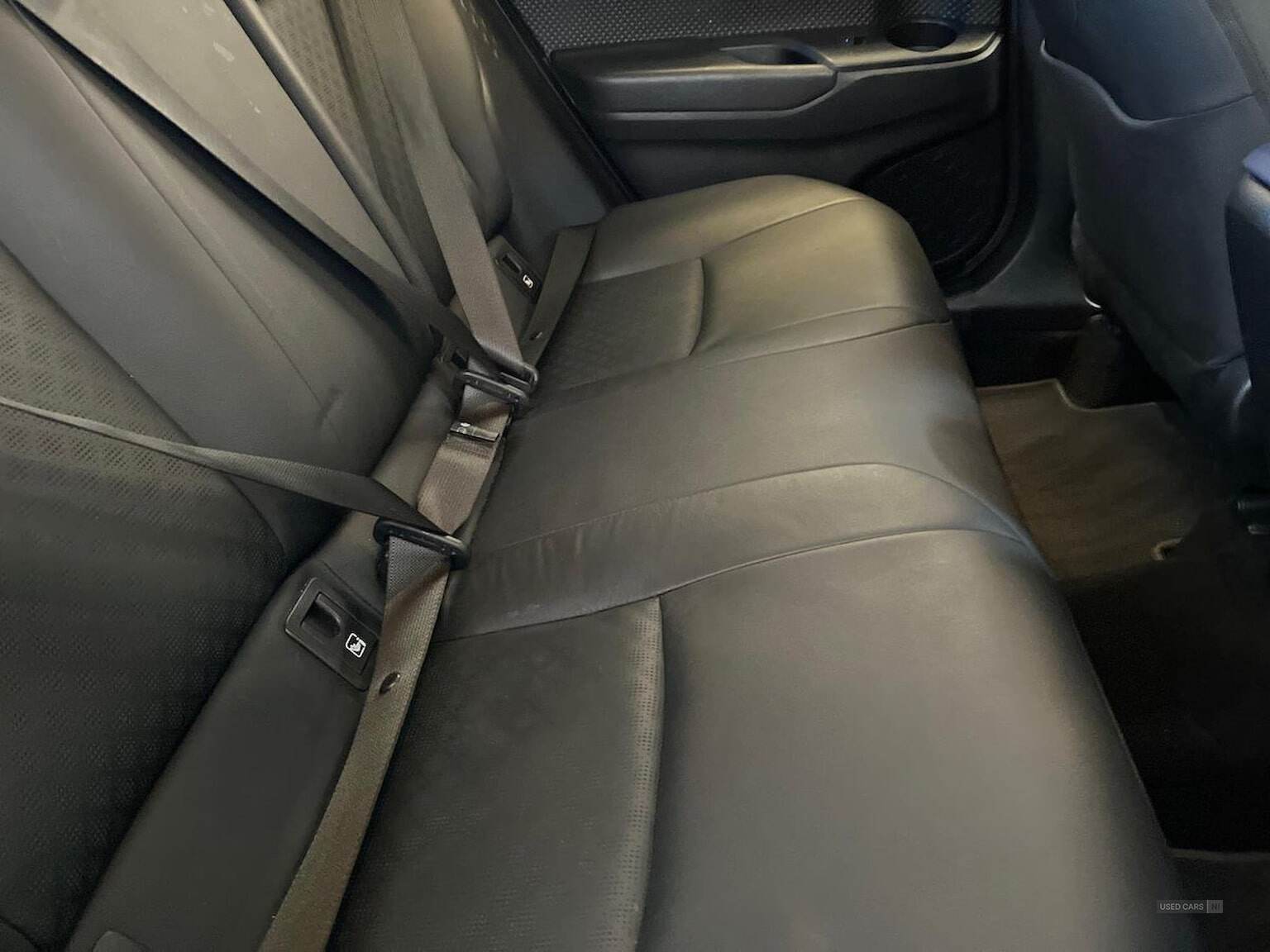 Jan 2020 Toyota C-HR 2.0 Hybrid Dynamic 5Dr Cvt