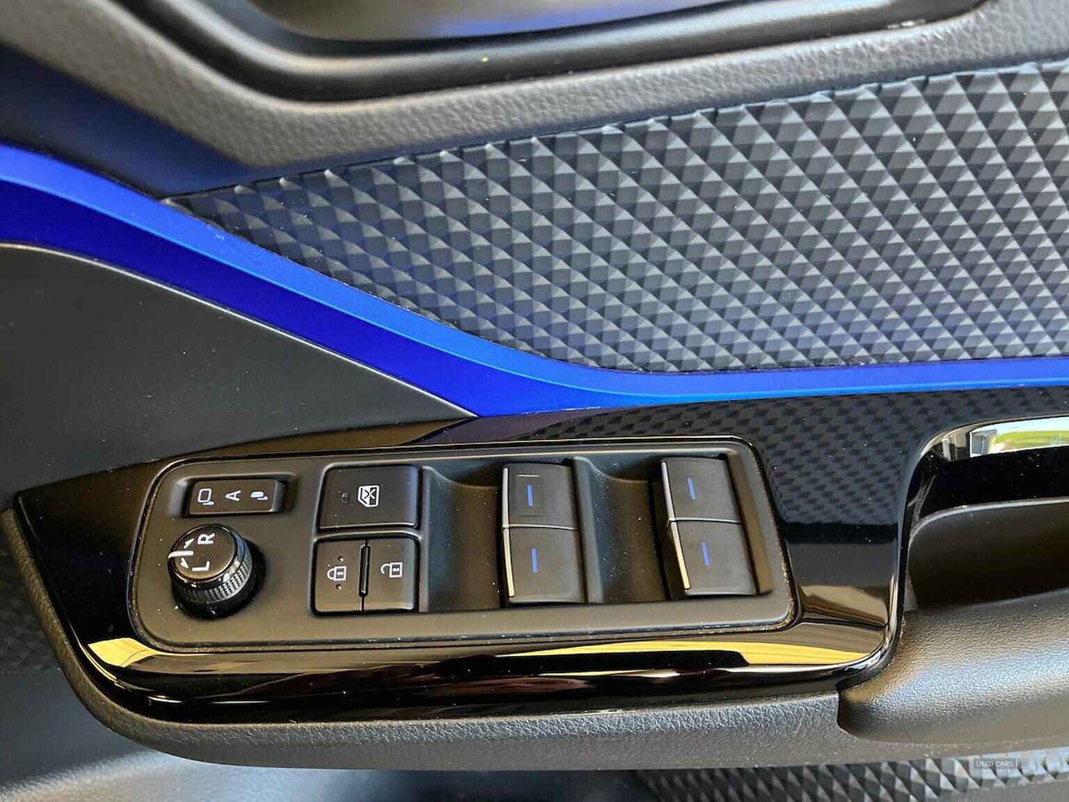 Jan 2020 Toyota C-HR 2.0 Hybrid Dynamic 5Dr Cvt