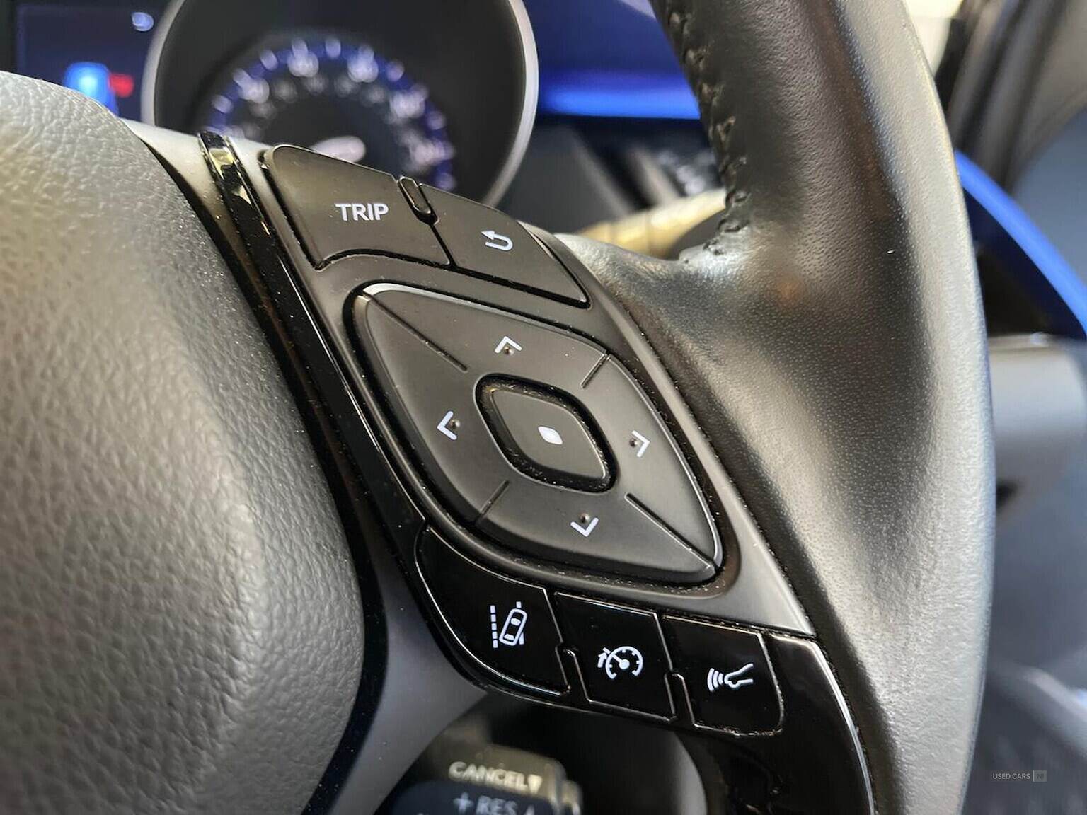 Jan 2020 Toyota C-HR 2.0 Hybrid Dynamic 5Dr Cvt