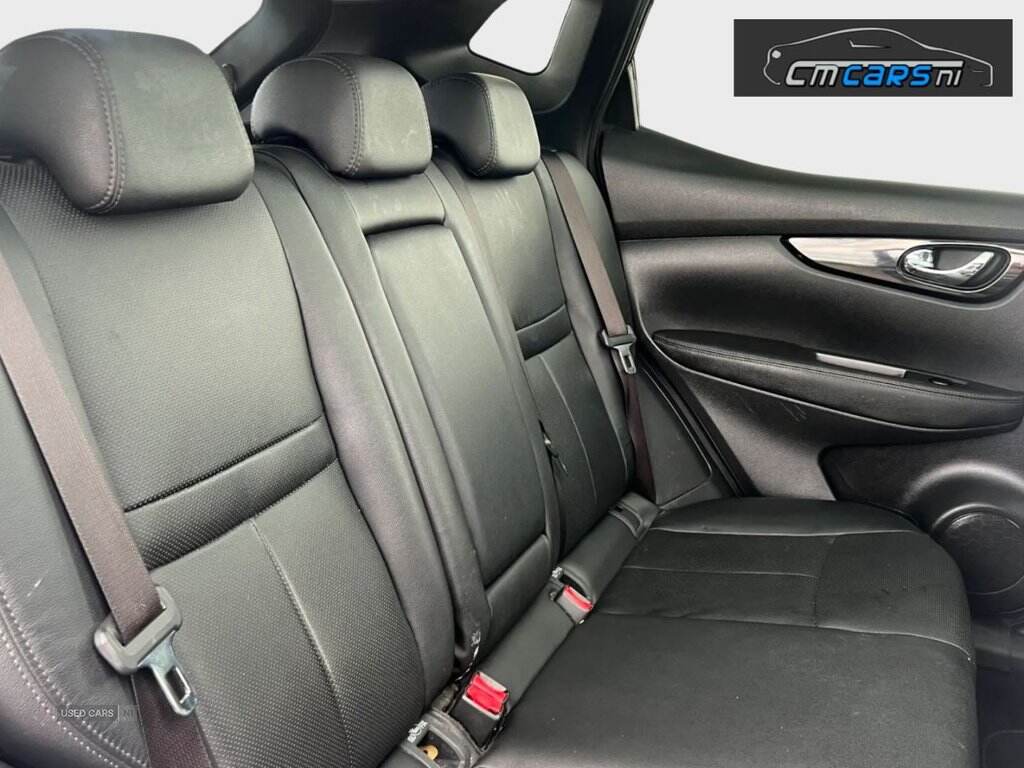 Oct 2014 Nissan Qashqai 1.5 dCi Tekna 5dr