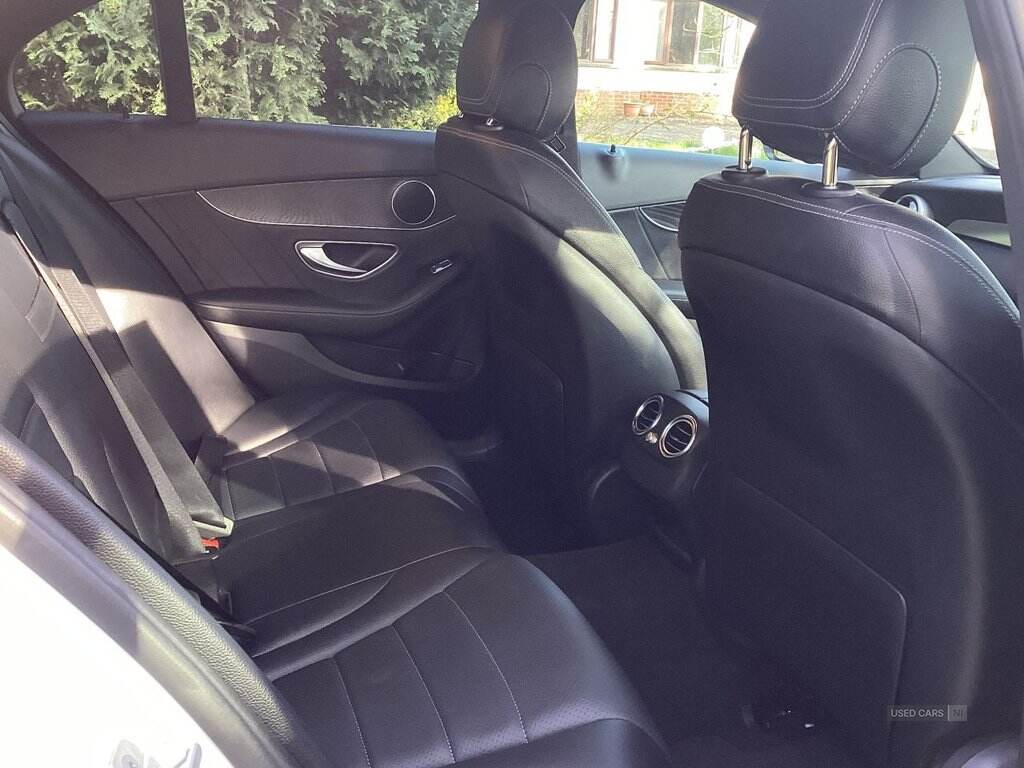 2016 Mercedes-Benz C-Class 2.1 C220d AMG Line Saloon 4dr Diesel Manual Euro 6 (s/s) (170 ps)