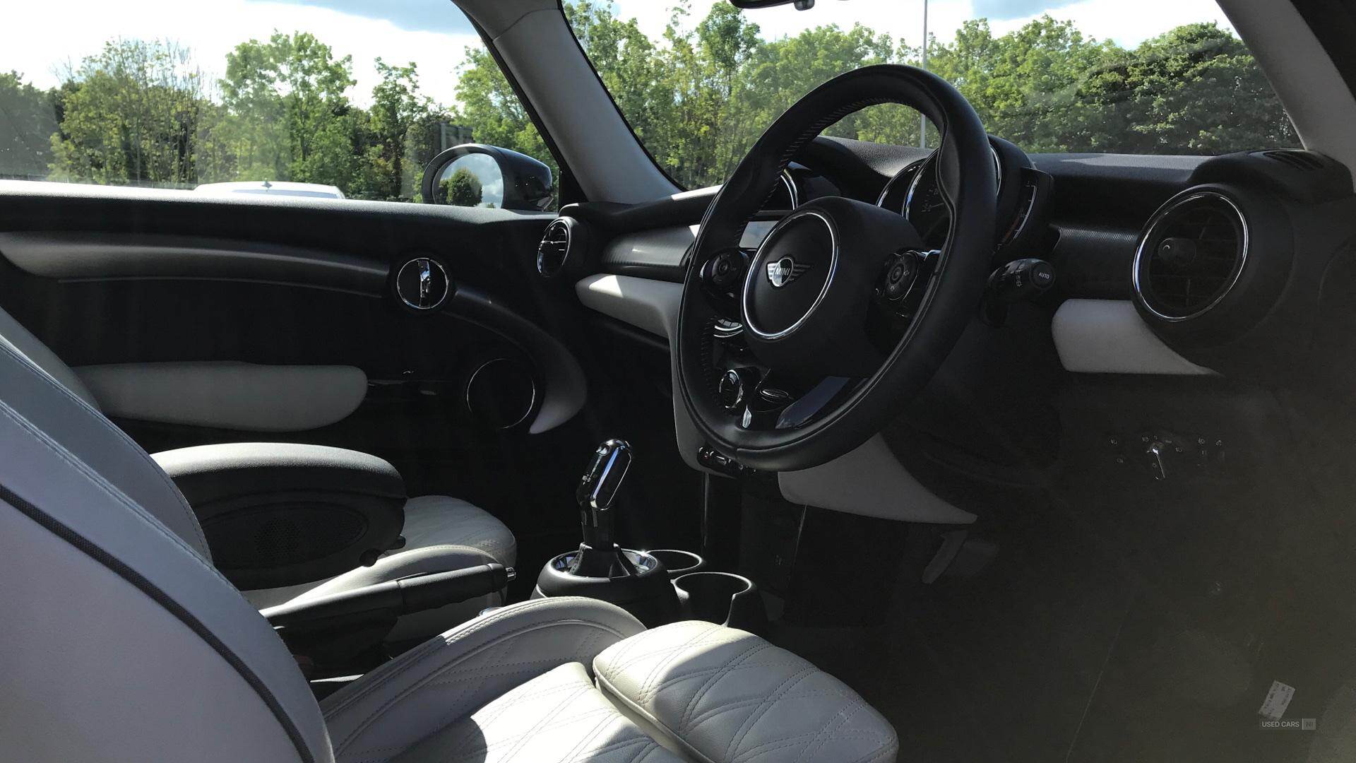 Jan 2021 MINI Hatch 1.5 Cooper Exclusive II 3dr Auto