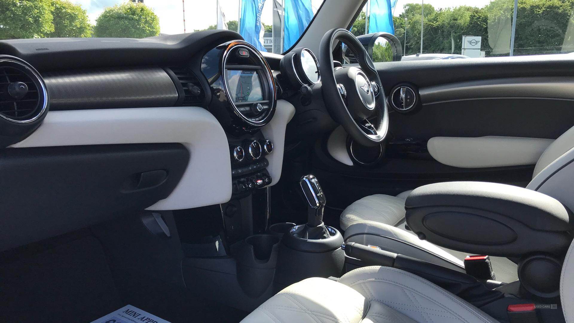 Jan 2021 MINI Hatch 1.5 Cooper Exclusive II 3dr Auto