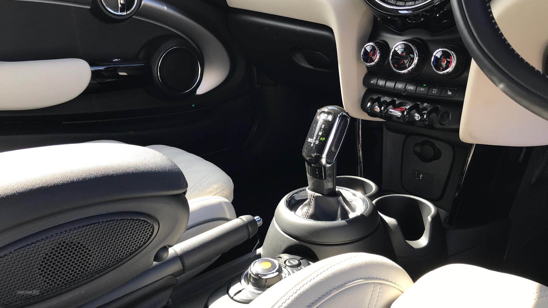 Jan 2021 MINI Hatch 1.5 Cooper Exclusive II 3dr Auto