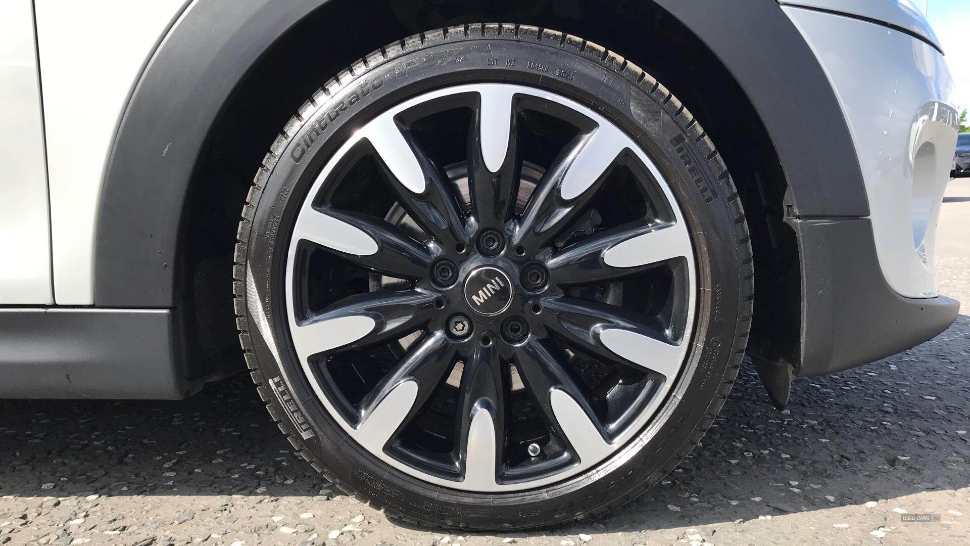Jan 2021 MINI Hatch 1.5 Cooper Exclusive II 3dr Auto