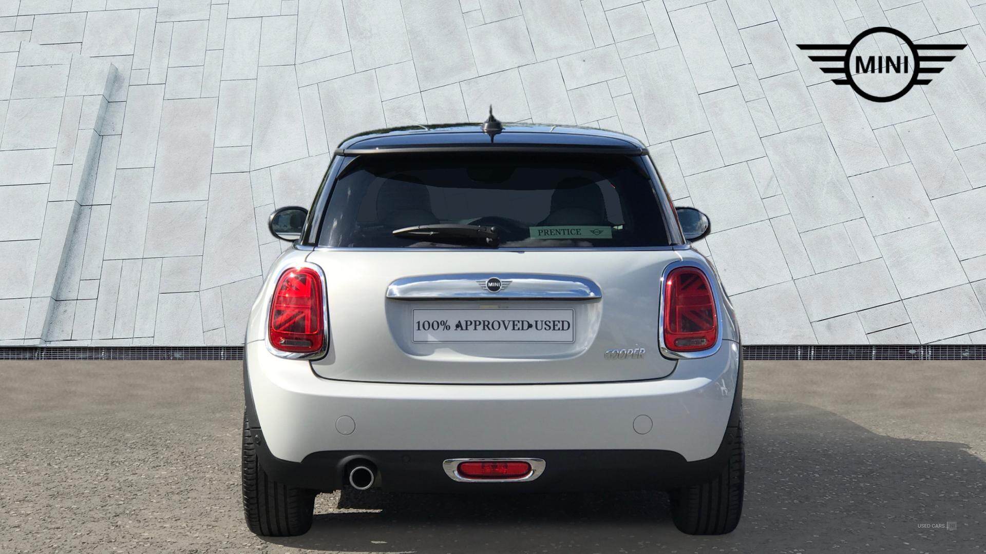 Jan 2021 MINI Hatch 1.5 Cooper Exclusive II 3dr Auto