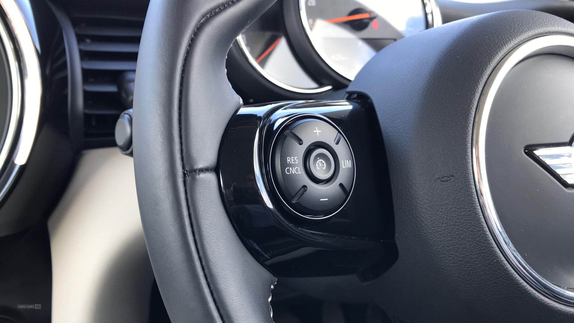 Jan 2021 MINI Hatch 1.5 Cooper Exclusive II 3dr Auto