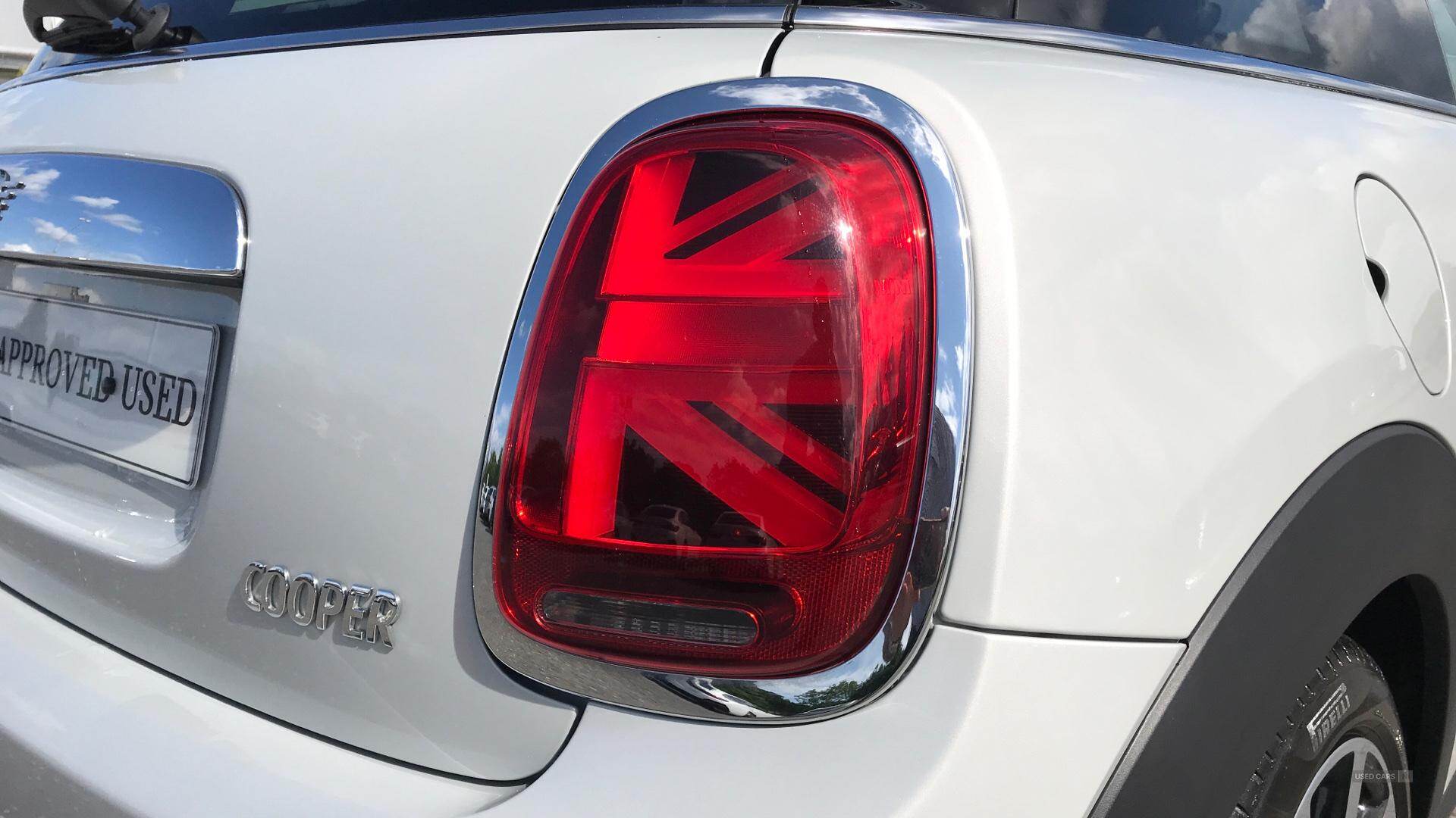 Jan 2021 MINI Hatch 1.5 Cooper Exclusive II 3dr Auto