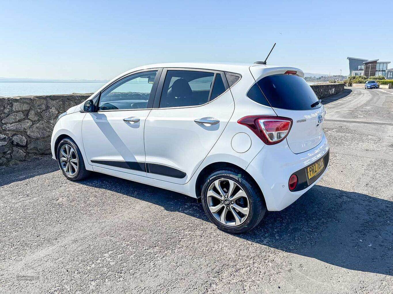 Nov 2019 Hyundai i10 1.2 Premium SE 5dr Auto