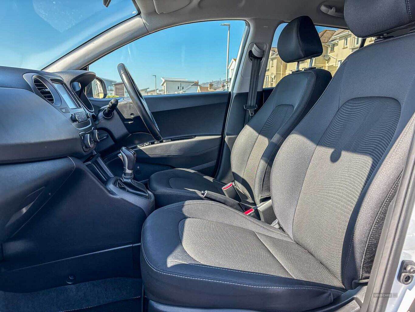 Nov 2019 Hyundai i10 1.2 Premium SE 5dr Auto