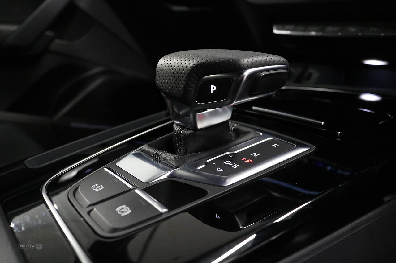 Jun 2024 Audi Q5 50 TFSI e Quattro Black Edition 5dr S Tronic