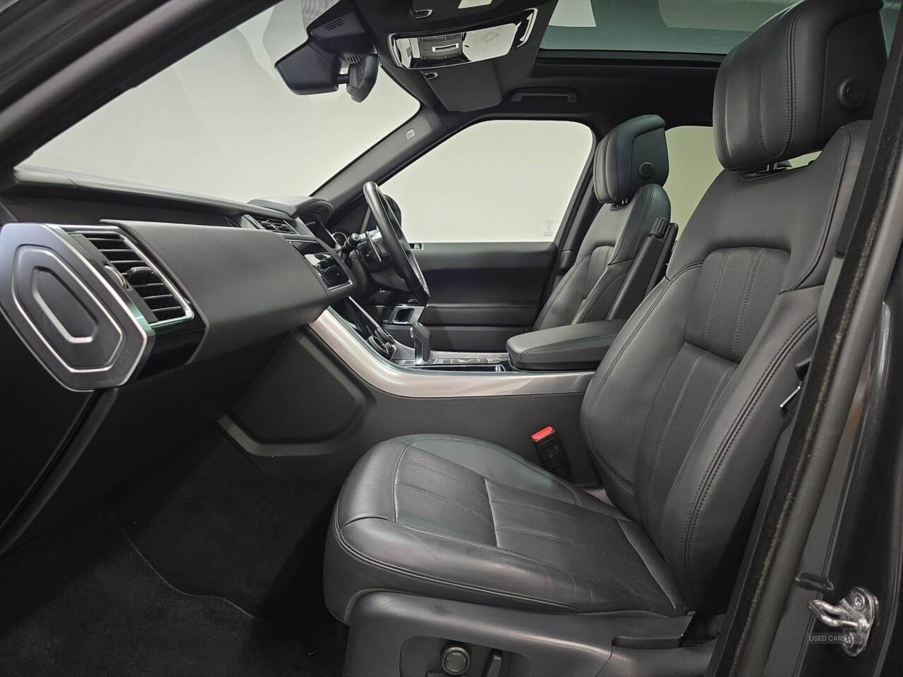 Jan 2021 Land Rover Range Rover Sport 3.0 D300 HSE Dynamic Black 5dr Auto