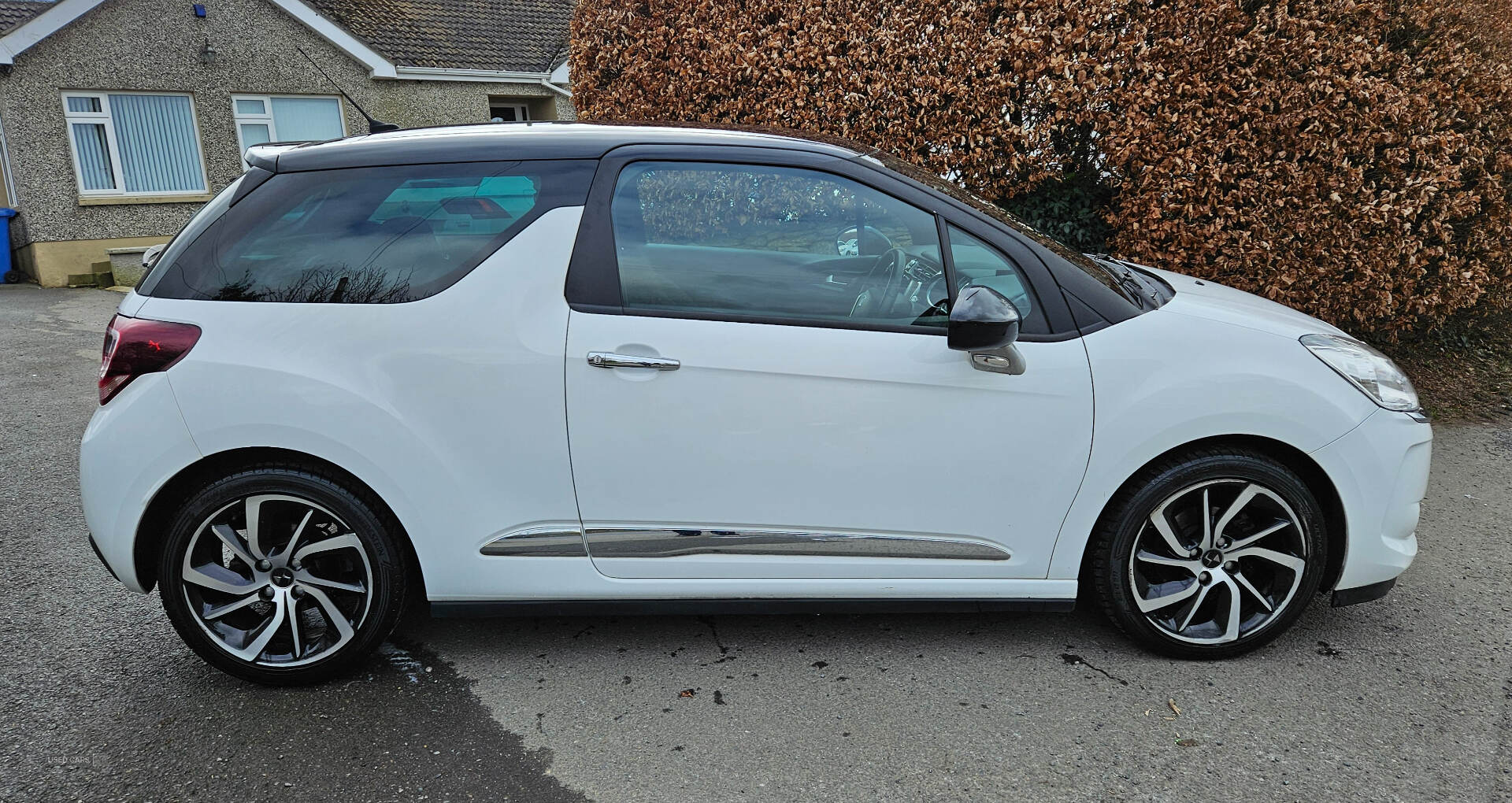 May 2018 DS 3 1.6 BlueHDi Connected Chic 3dr