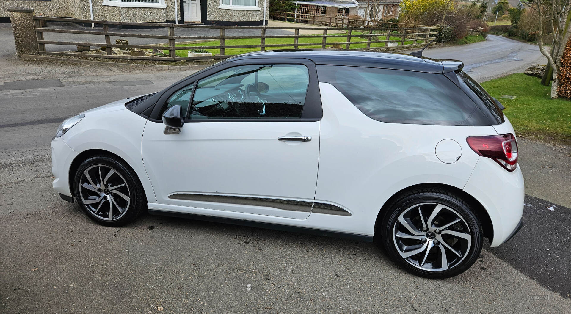 May 2018 DS 3 1.6 BlueHDi Connected Chic 3dr