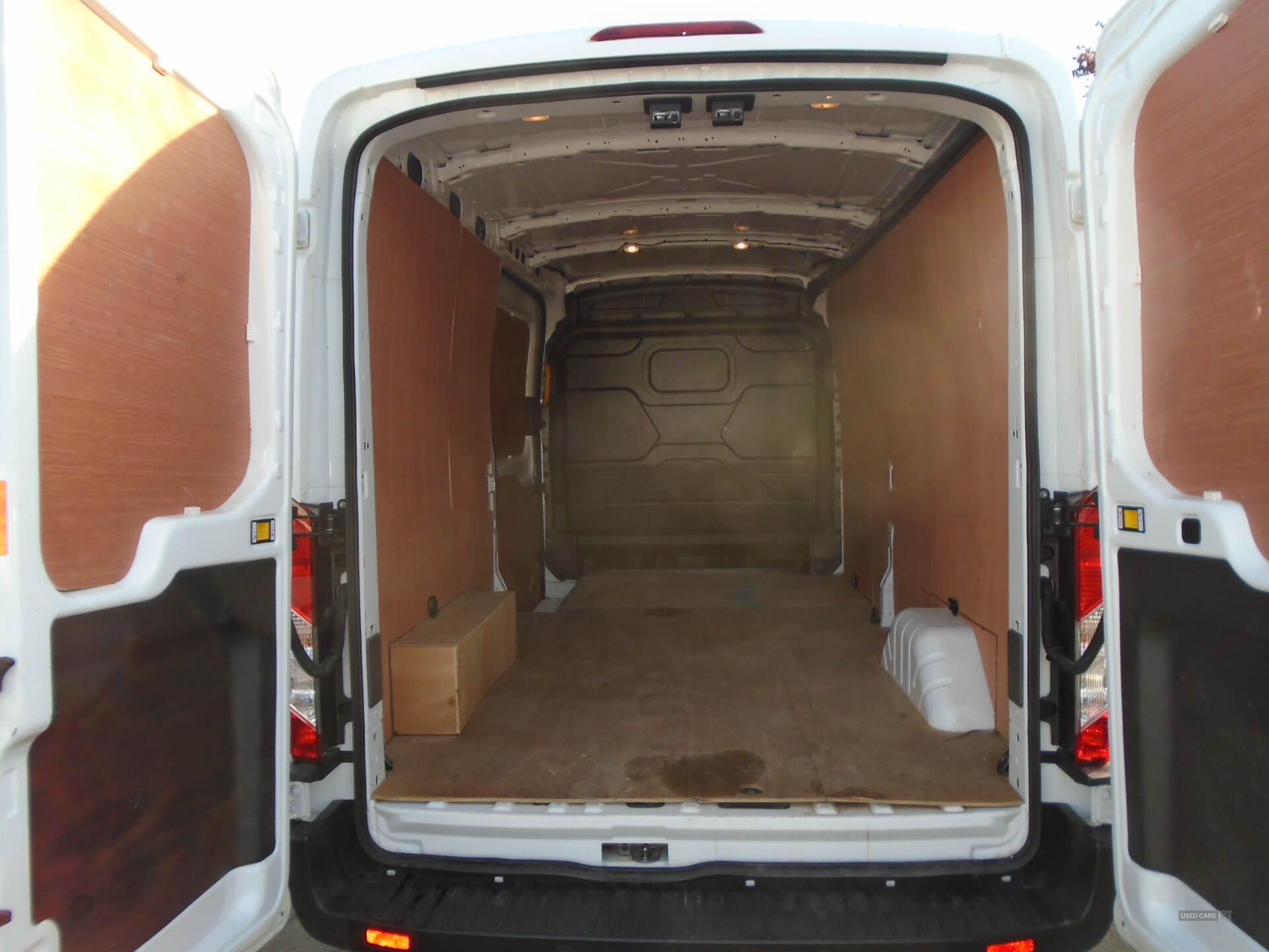 Dec 2023 Ford Transit 2.0 EcoBlue 130ps H2 Leader Van