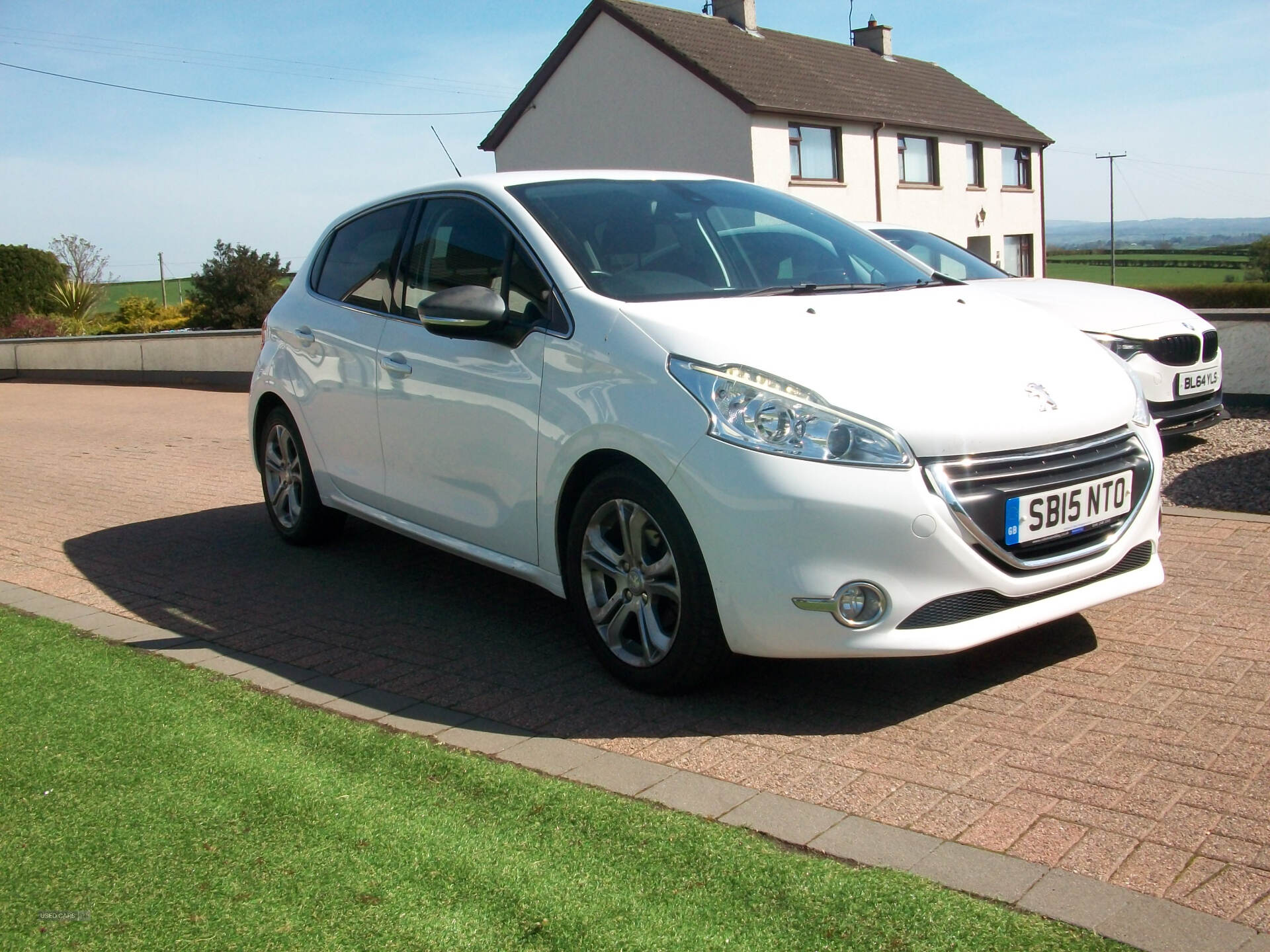Jun 2015 Peugeot 208 1.6 e-HDi Allure 5dr