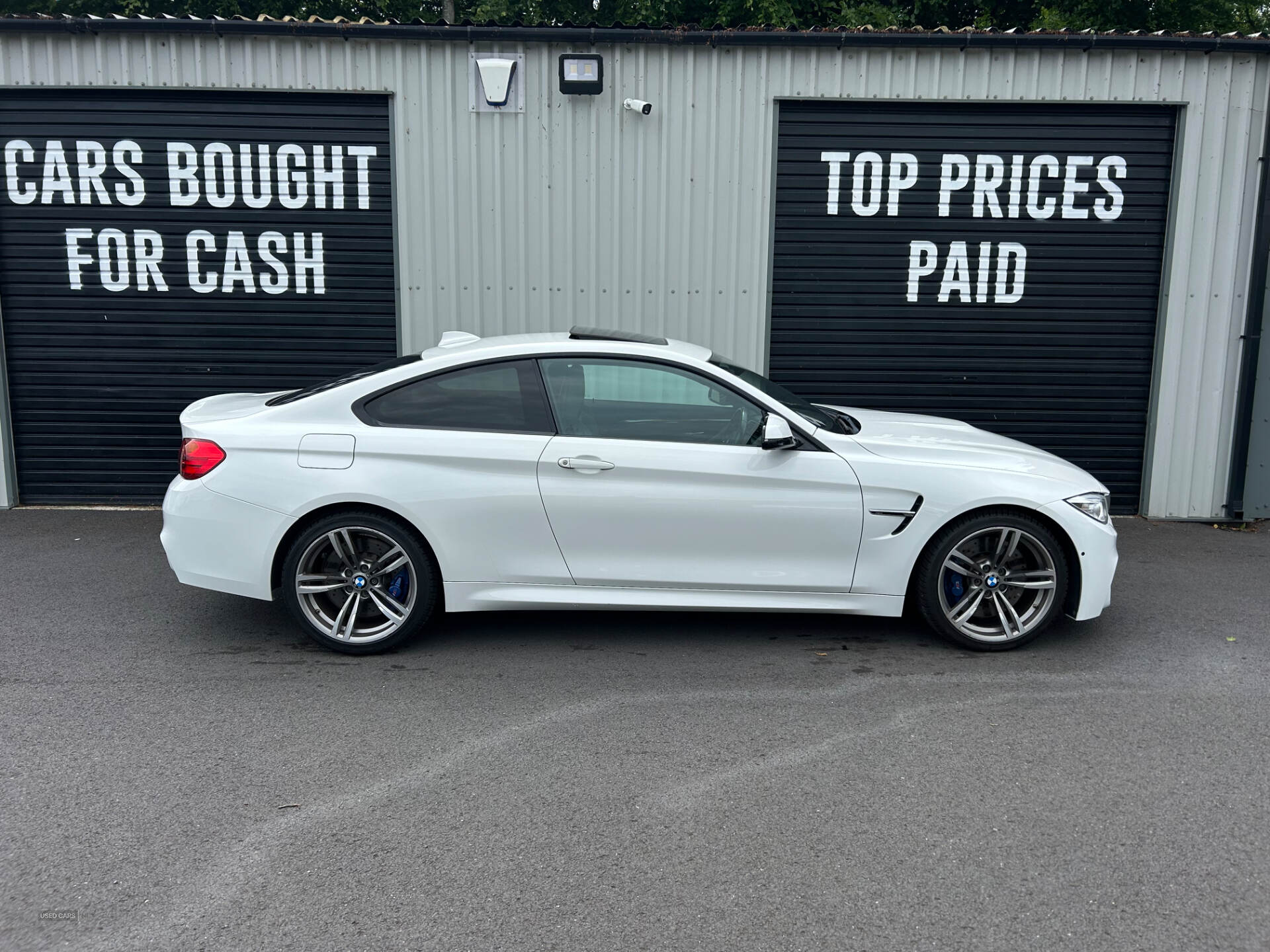Apr 2016 BMW M4 M4 2dr