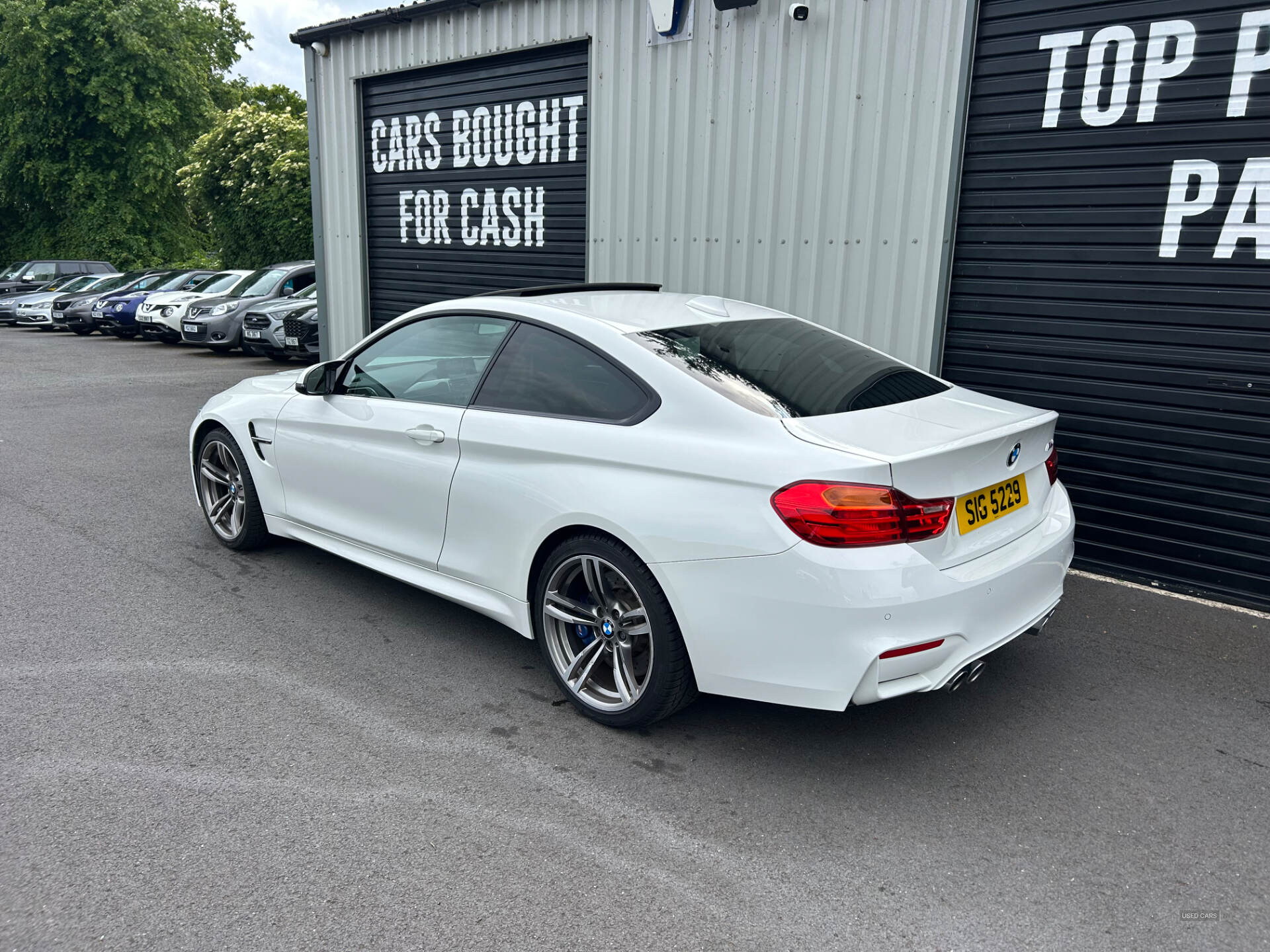 Apr 2016 BMW M4 M4 2dr