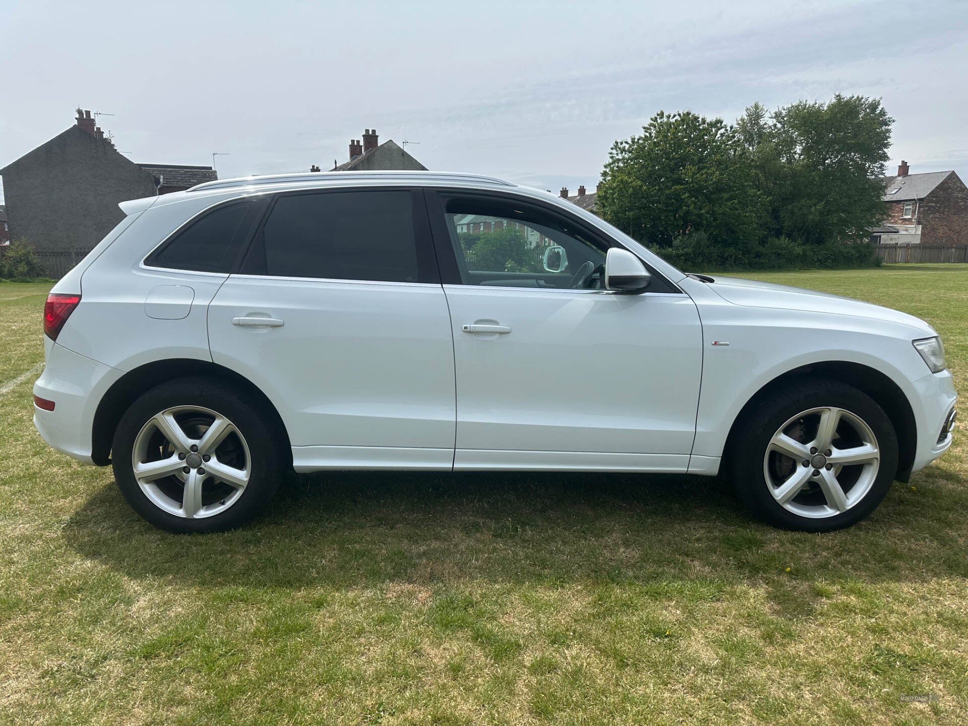 Jun 2013 Audi Q5 2.0T FSI Quattro S Line 5dr Tip Auto