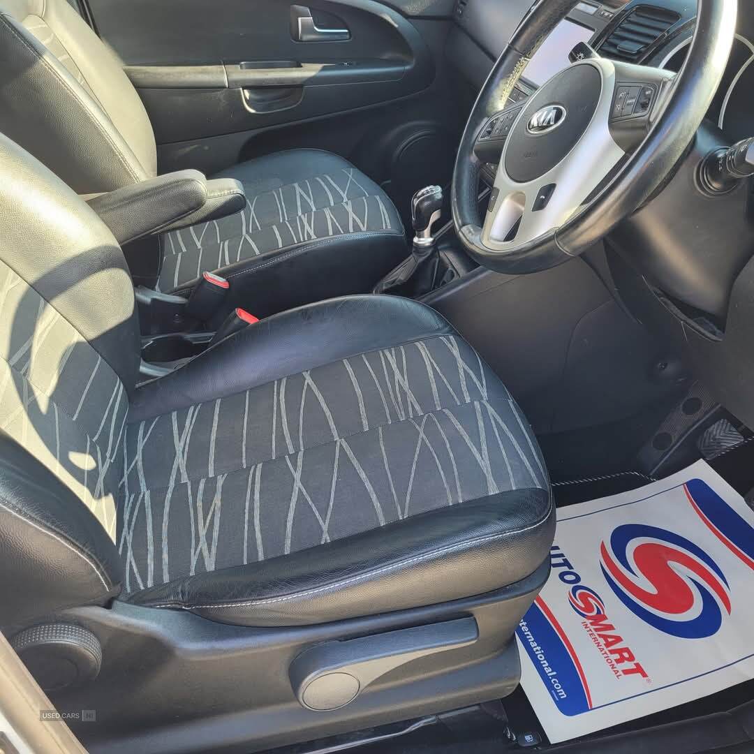 Dec 2015 Kia Venga 1.6 CRDi ISG 4 5dr