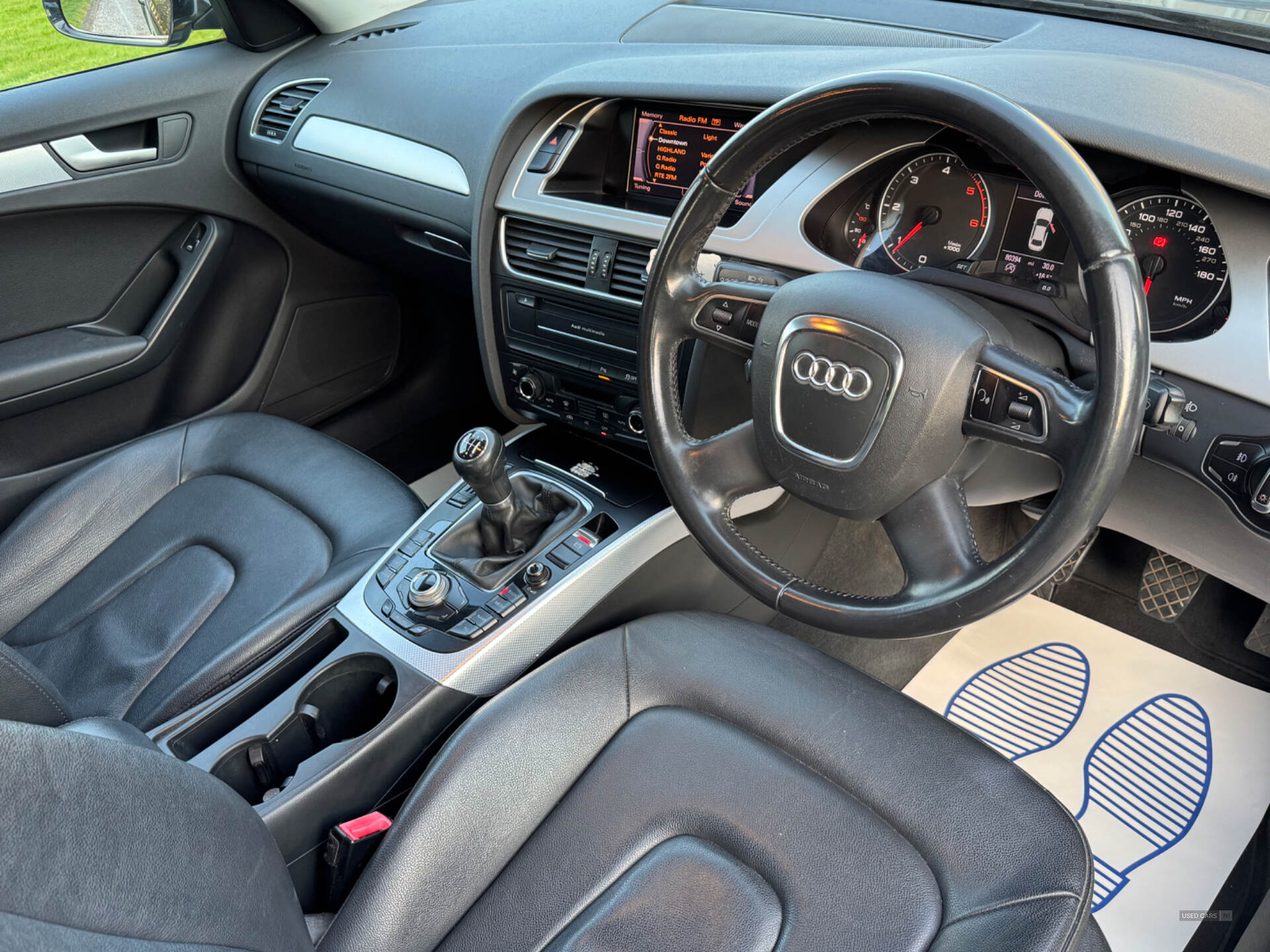 Nov 2011 Audi A4 2.0 TDI 136 Technik 4dr [Start Stop]