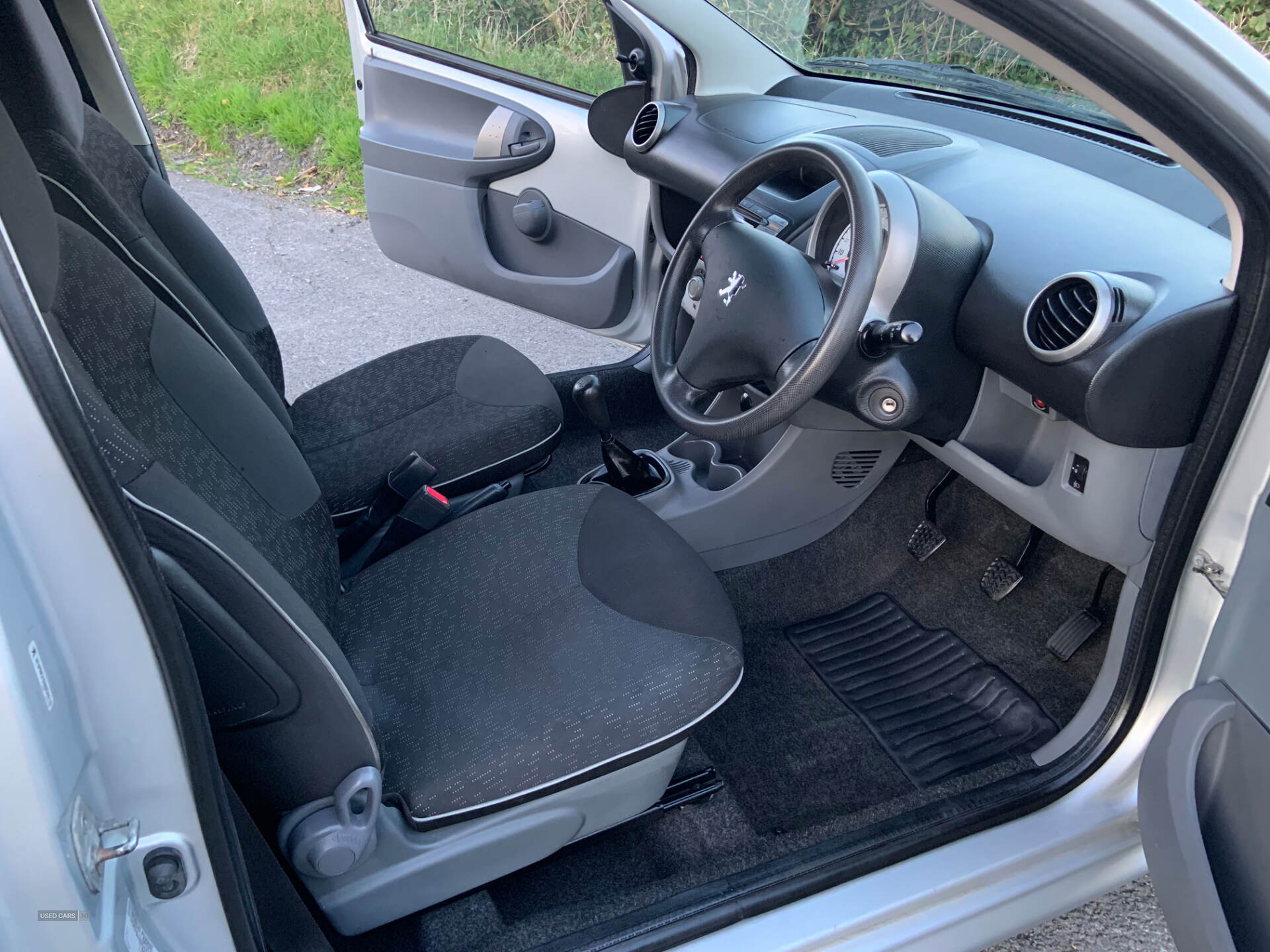 Feb 2011 Peugeot 107 1.0 Urban 3dr