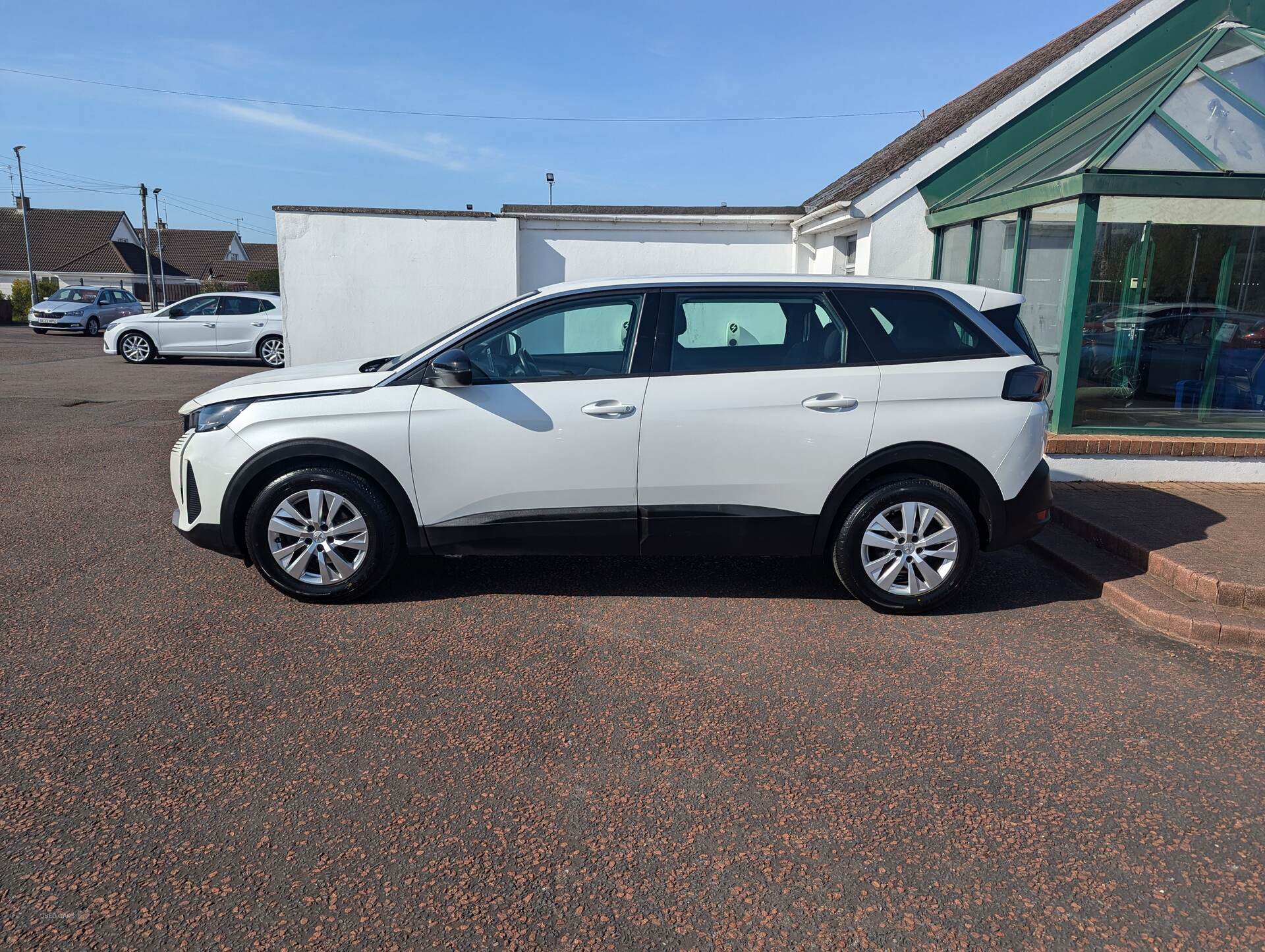 Jan 2022 Peugeot 5008 1.2 PureTech Active Premium 5dr