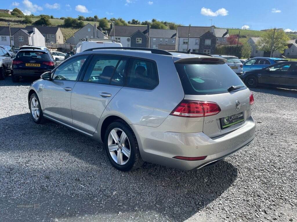 Dec 2017 Volkswagen Golf 1.6 TDI SE 5dr [Nav]