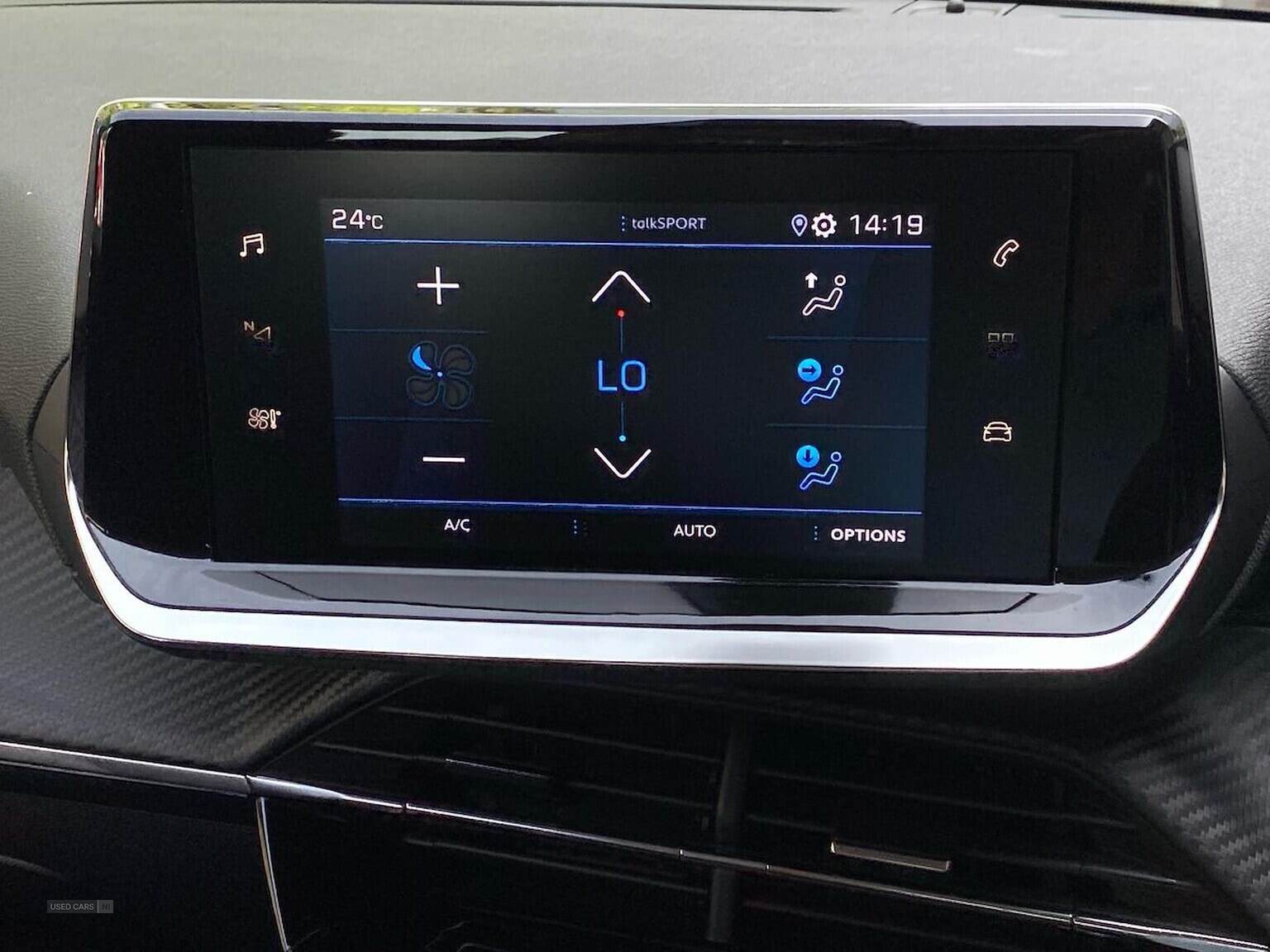 Nov 2021 Peugeot 2008 1.2 Puretech Active Premium 5Dr
