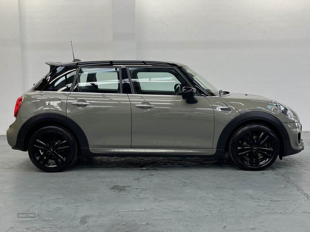 Jul 2020 MINI Hatch 1.5 Cooper Sport II 5dr