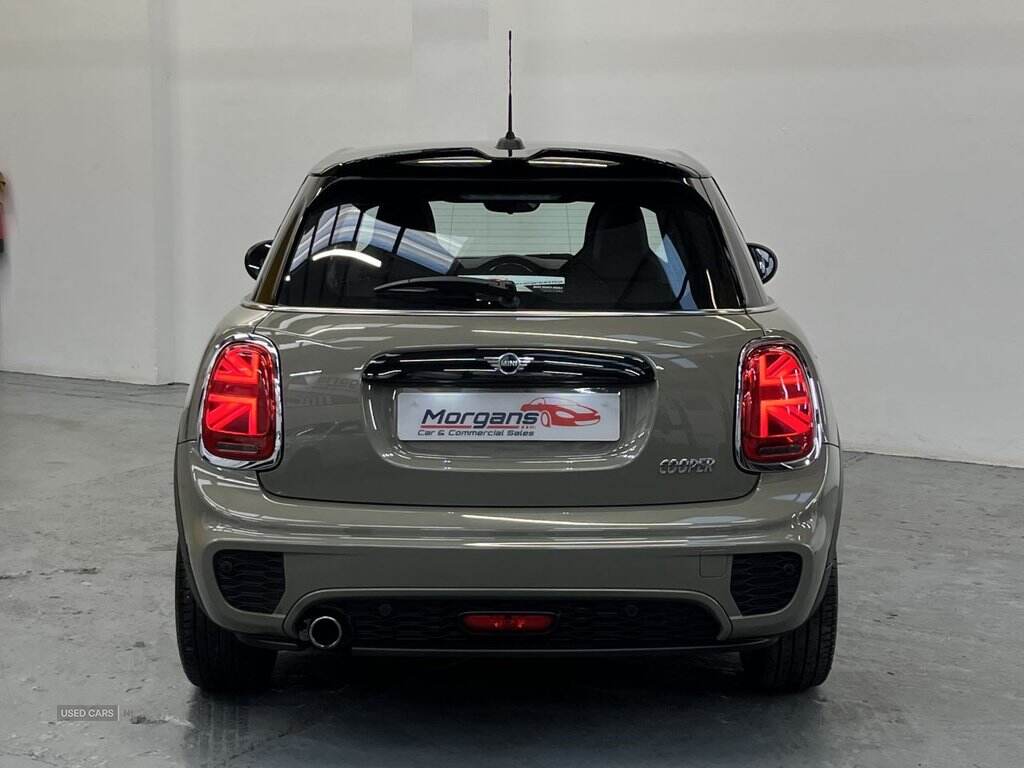 Jul 2020 MINI Hatch 1.5 Cooper Sport II 5dr