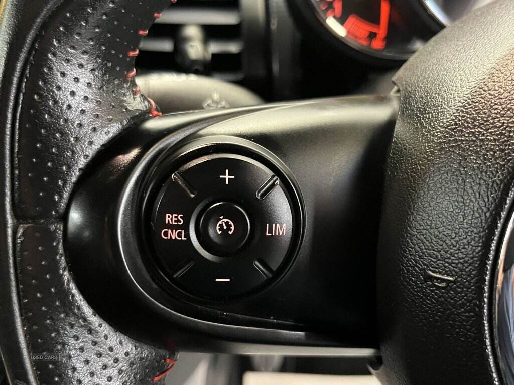 Jul 2020 MINI Hatch 1.5 Cooper Sport II 5dr