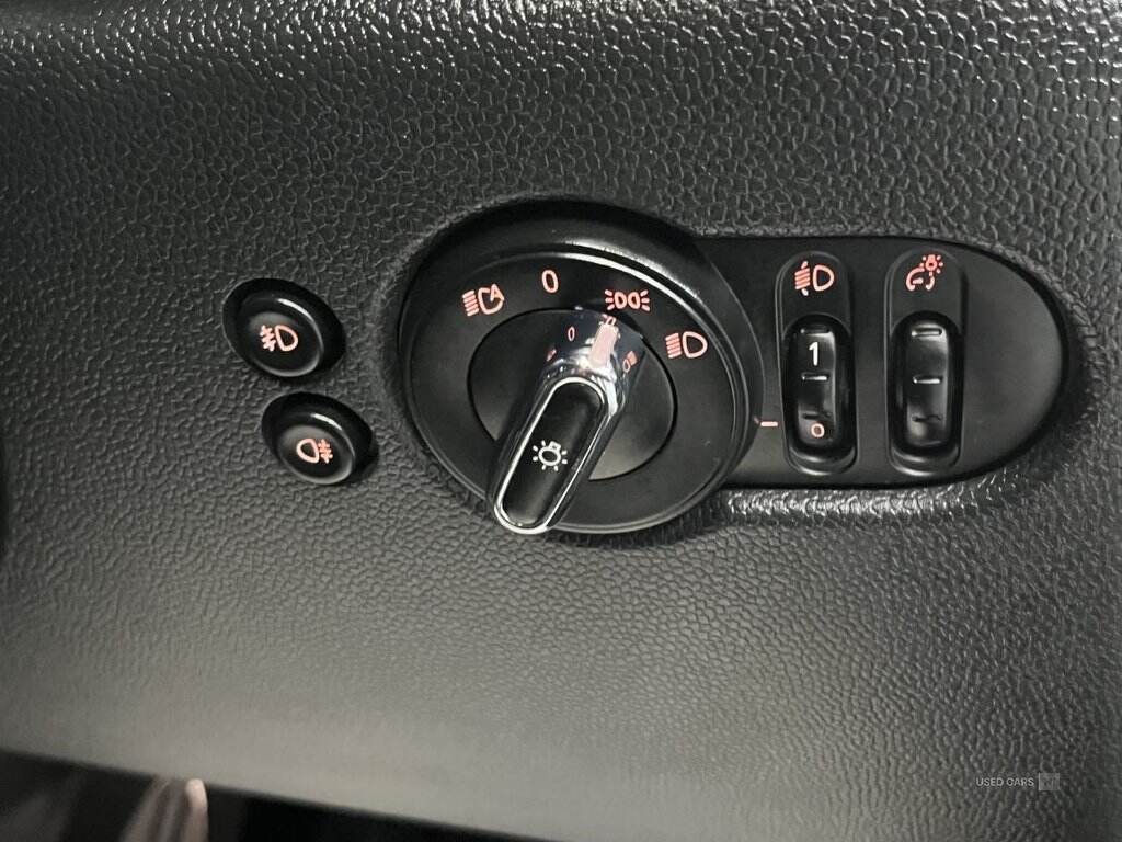 Jul 2020 MINI Hatch 1.5 Cooper Sport II 5dr