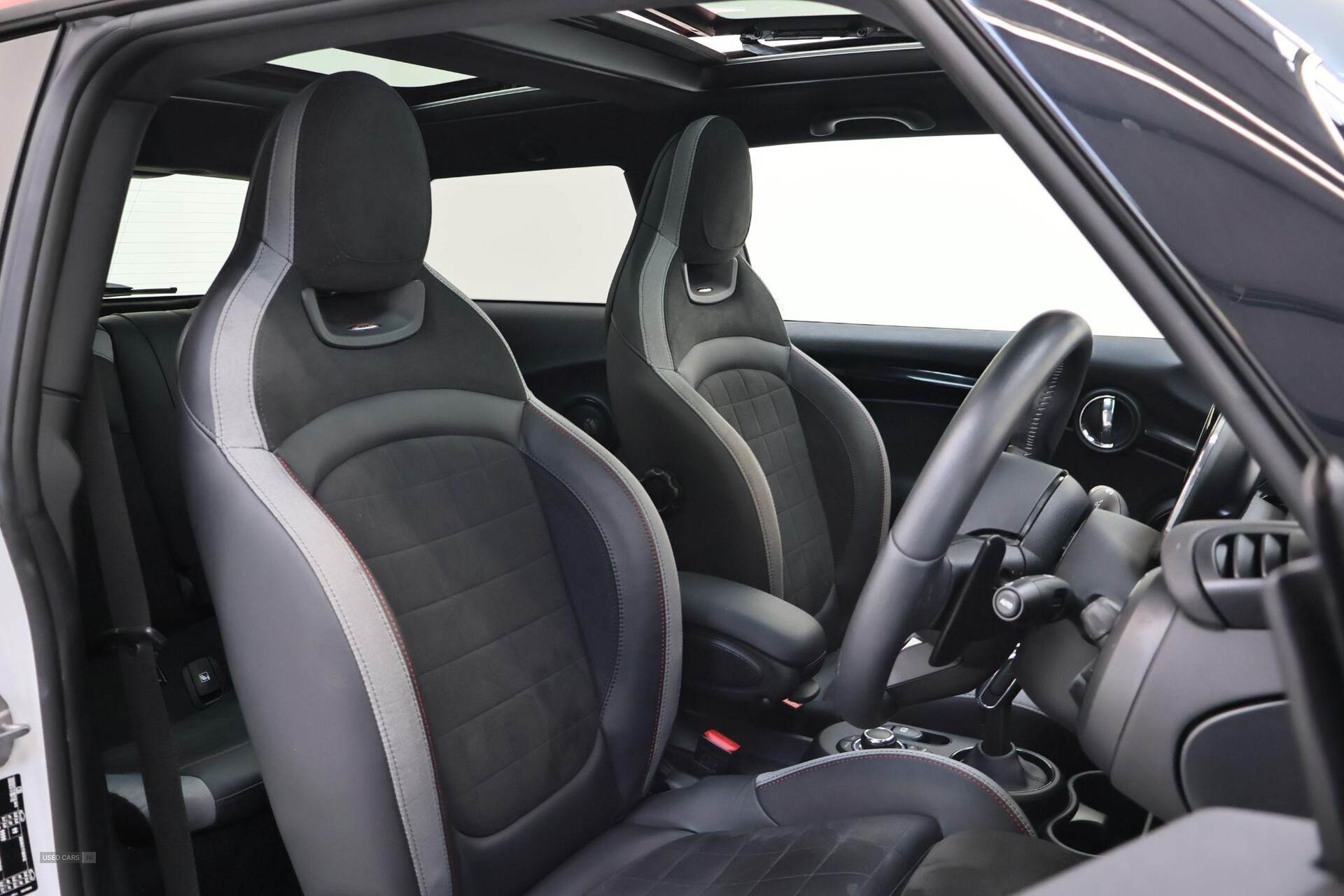  2024 MINI Hatch John Cooper Works